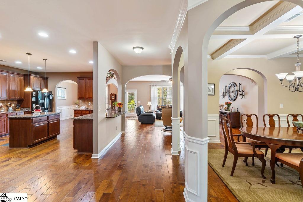125 Kettle Oak Way Simpsonville, SC 29680