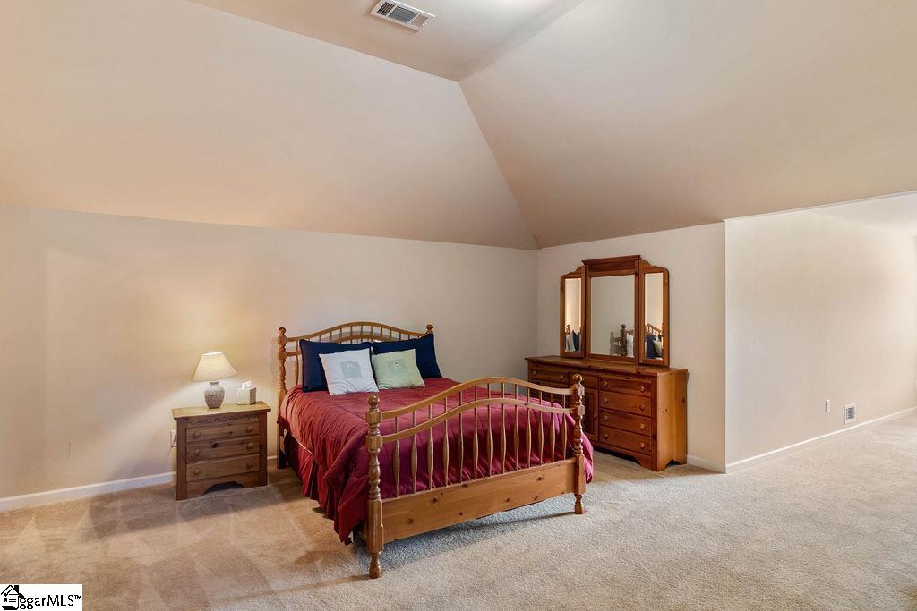 125 Kettle Oak Way Simpsonville, SC 29680