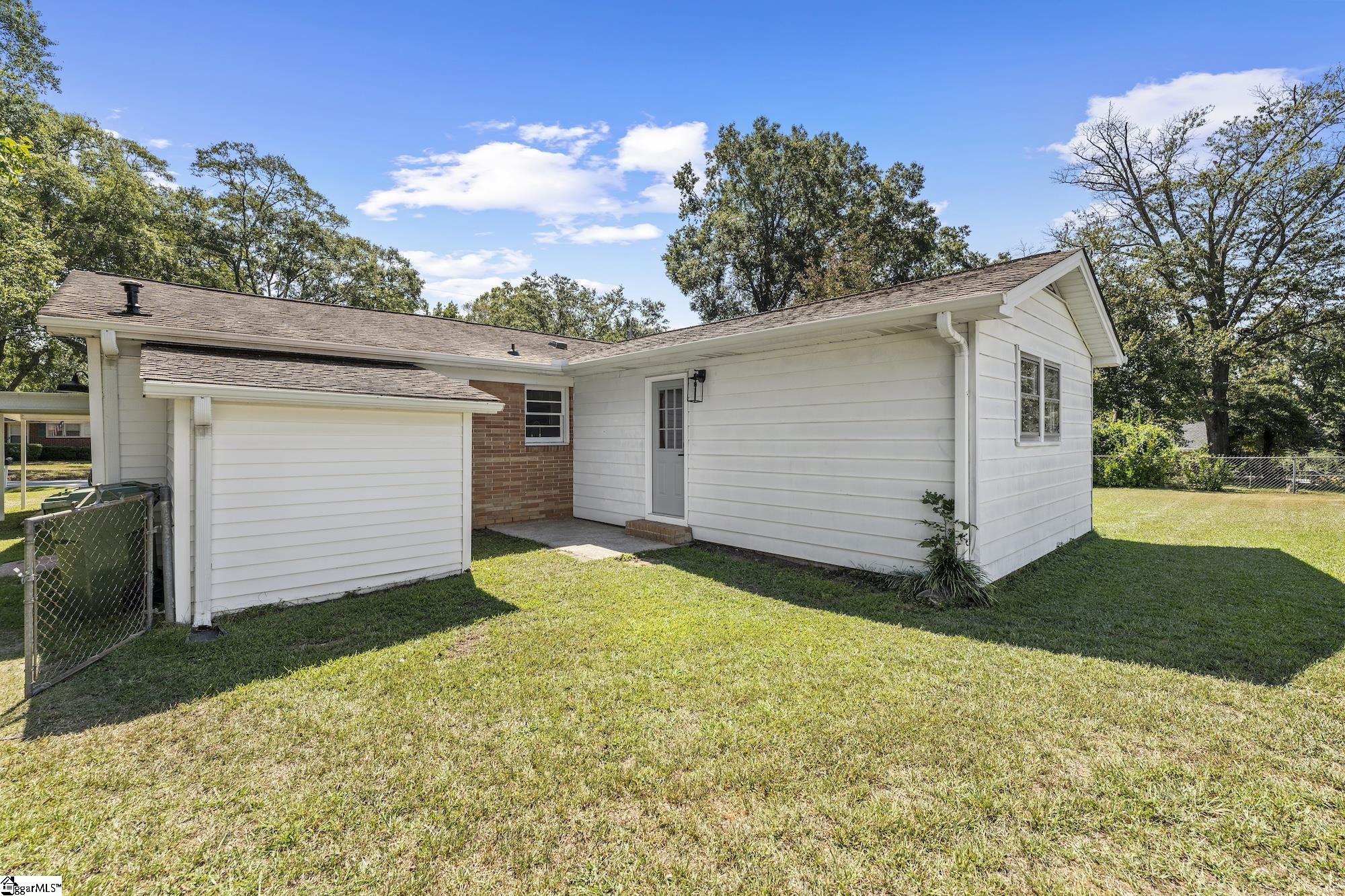 409 Mapleton Drive Greenville, SC 29607