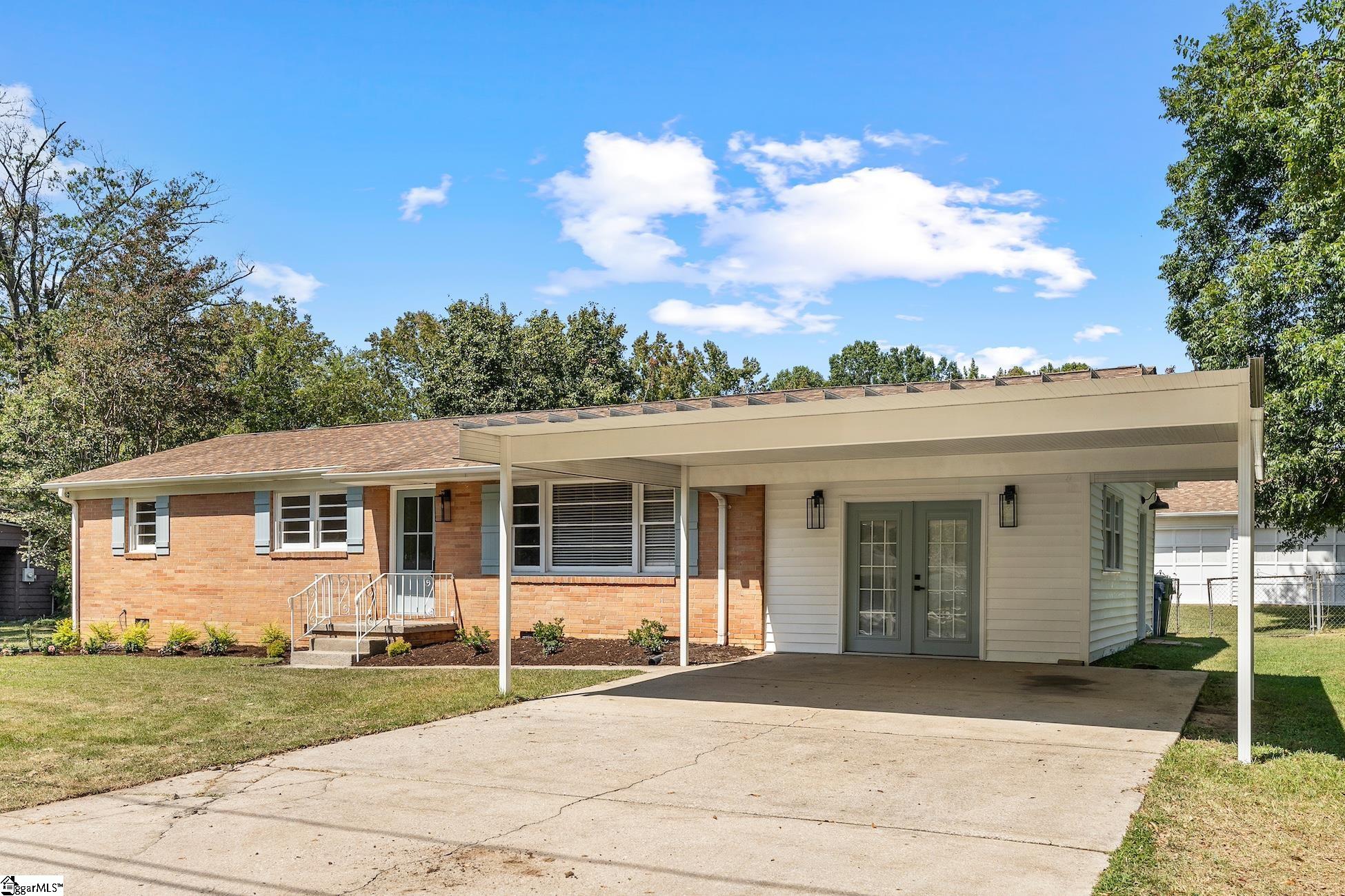 409 Mapleton Drive Greenville, SC 29607