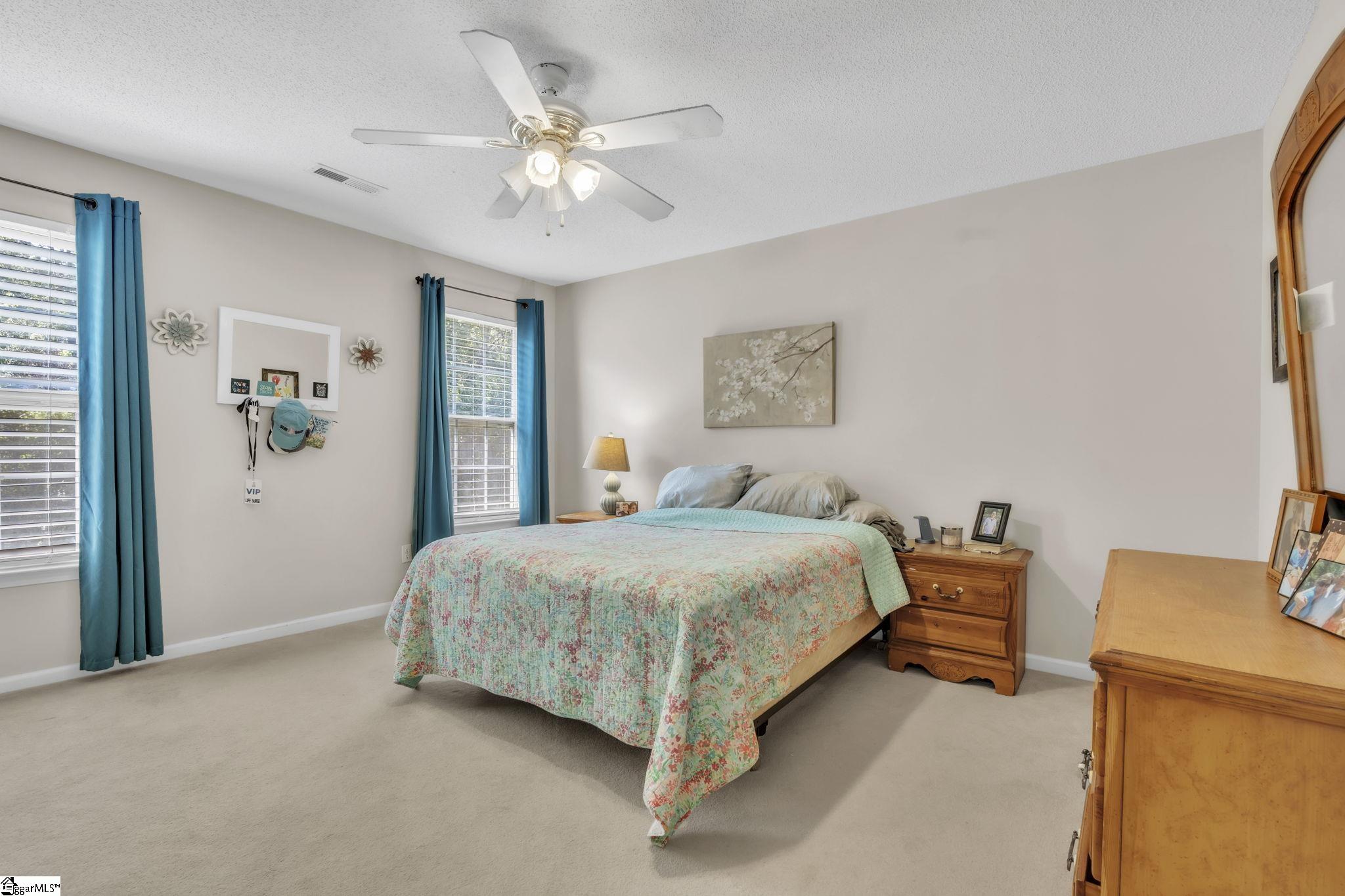 302 Garfield Lane Simpsonville, SC 29681