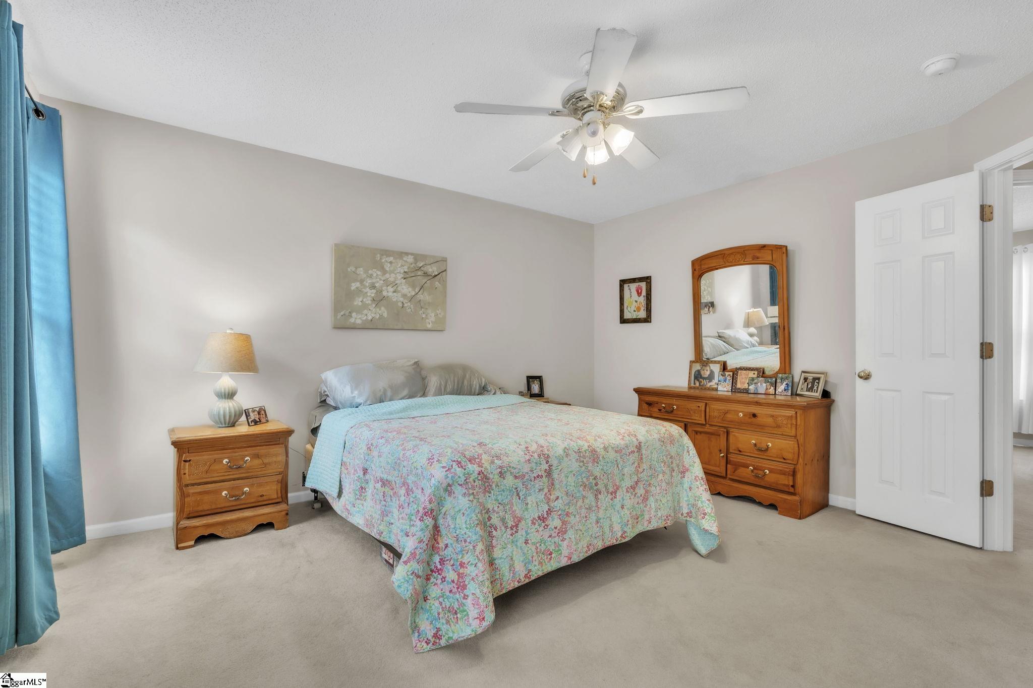 302 Garfield Lane Simpsonville, SC 29681