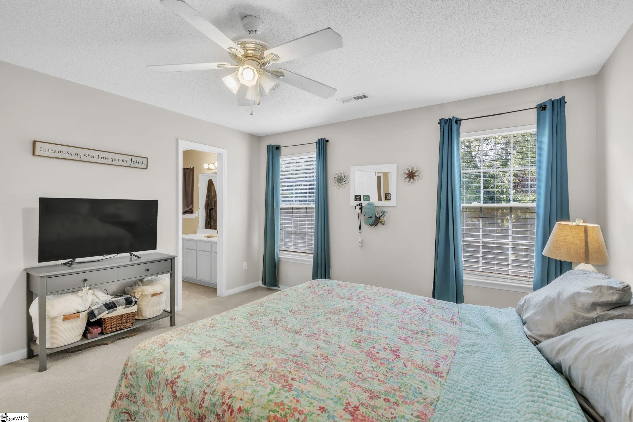 302 Garfield Lane Simpsonville, SC 29681