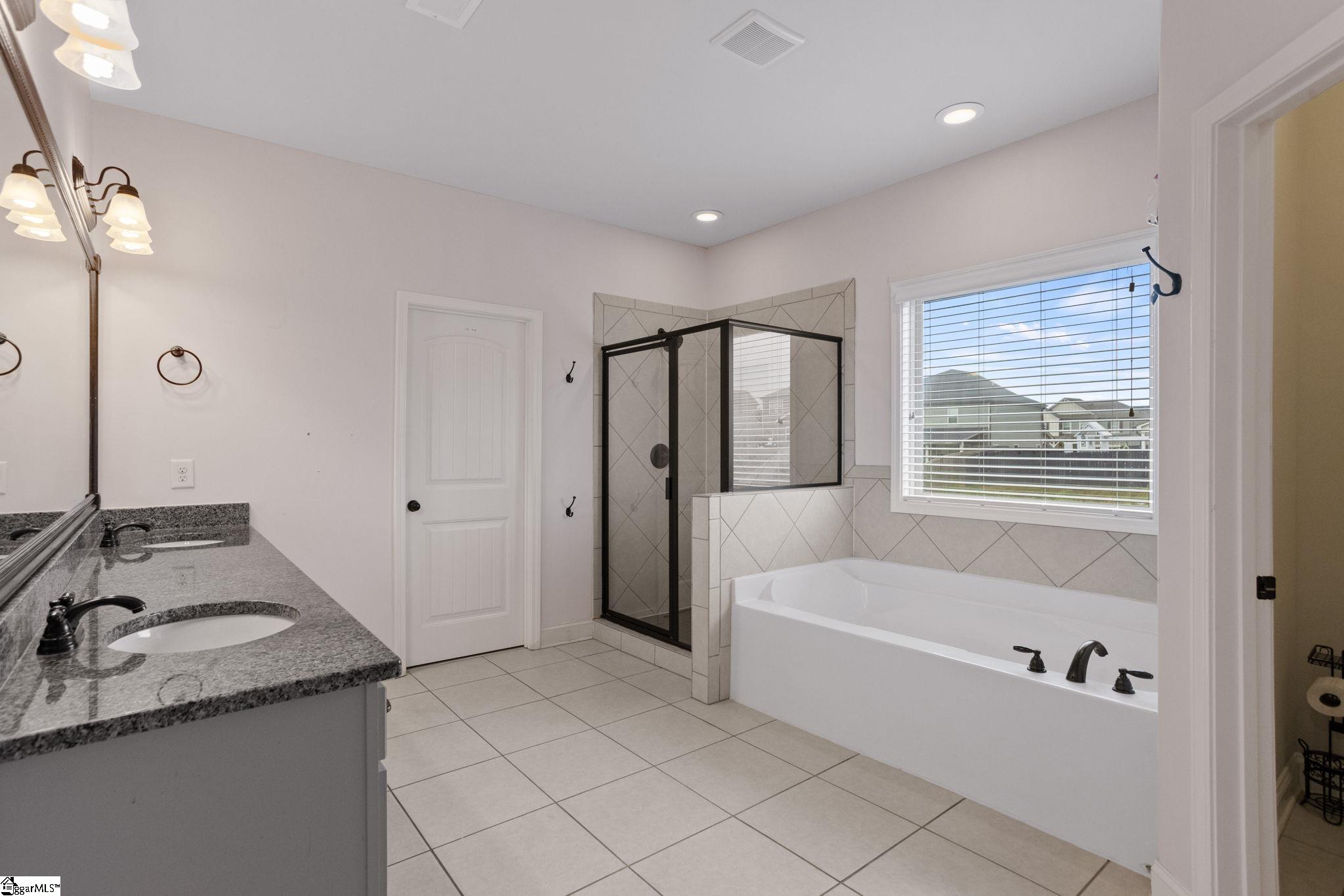 14 Foxmoor Court Simpsonville, SC 29680