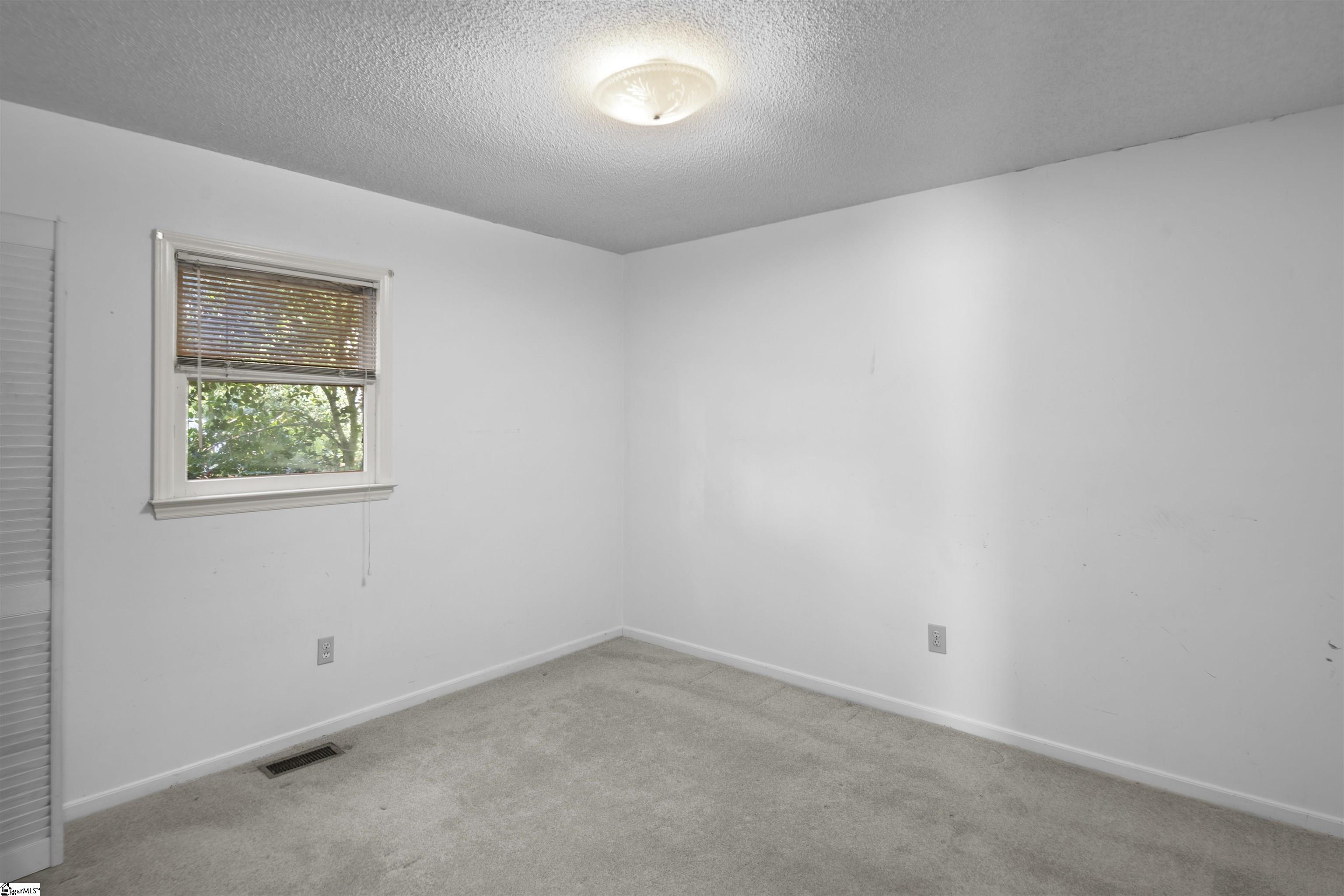 137 Lakeshore Drive Easley, SC 29642