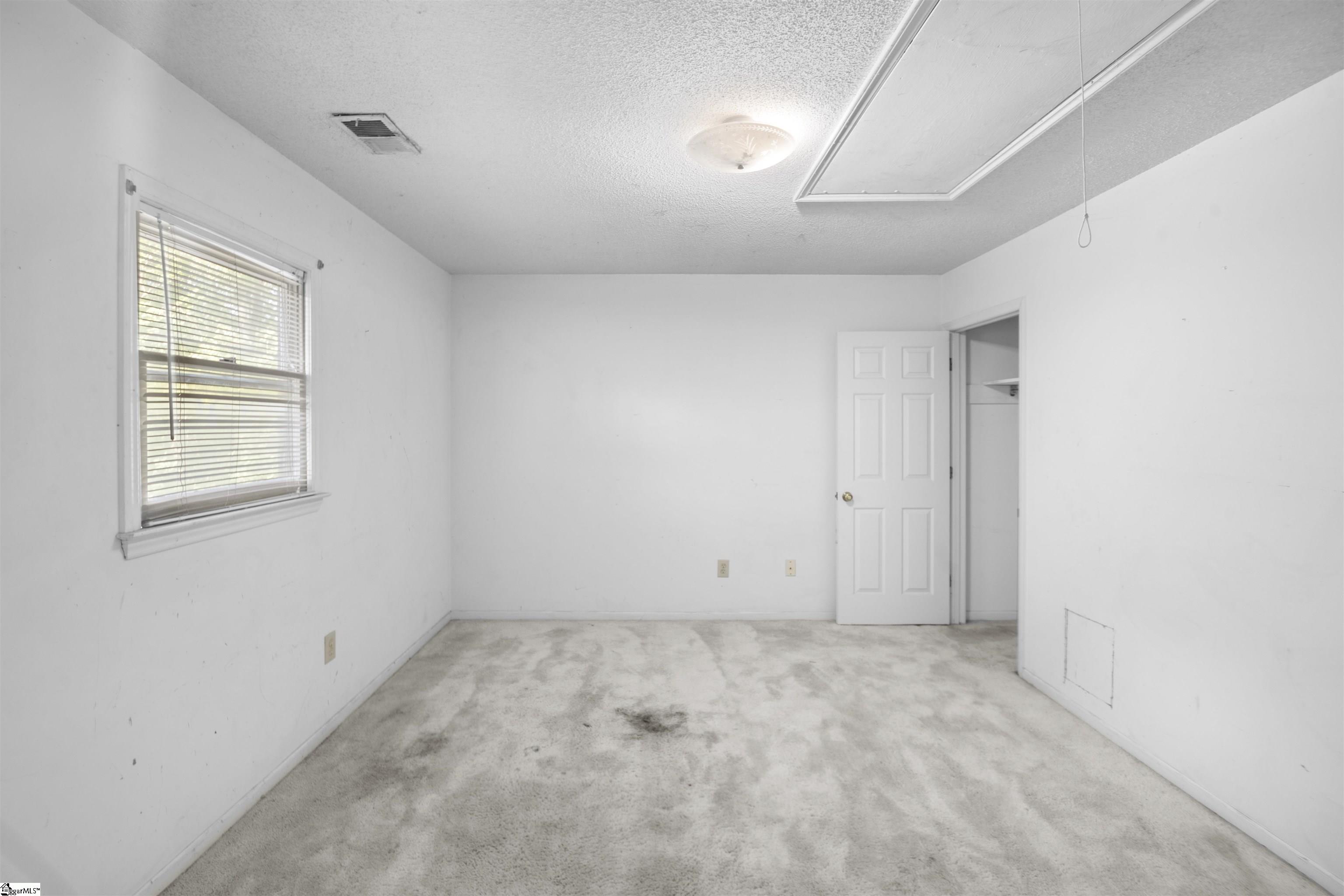 137 Lakeshore Drive Easley, SC 29642