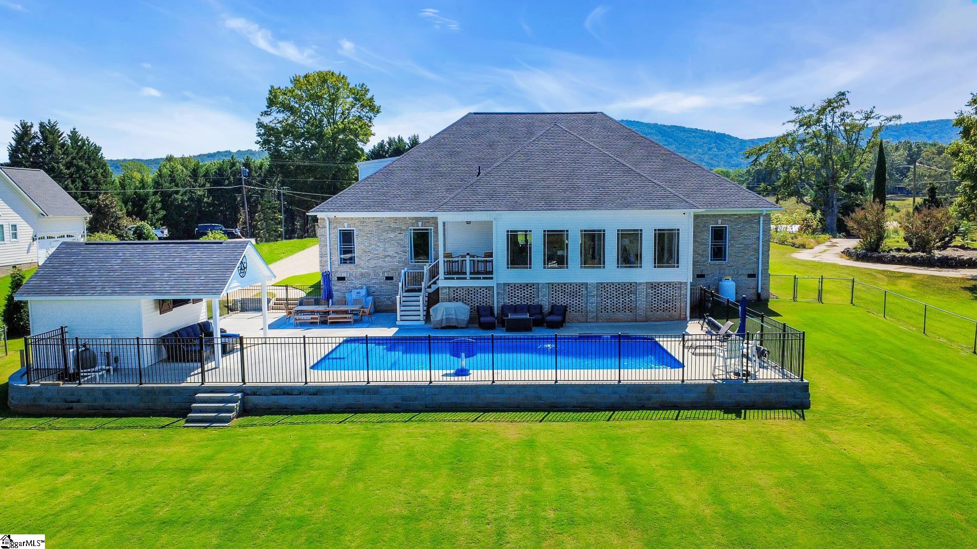 15 Hindman Road Travelers Rest, SC 29690