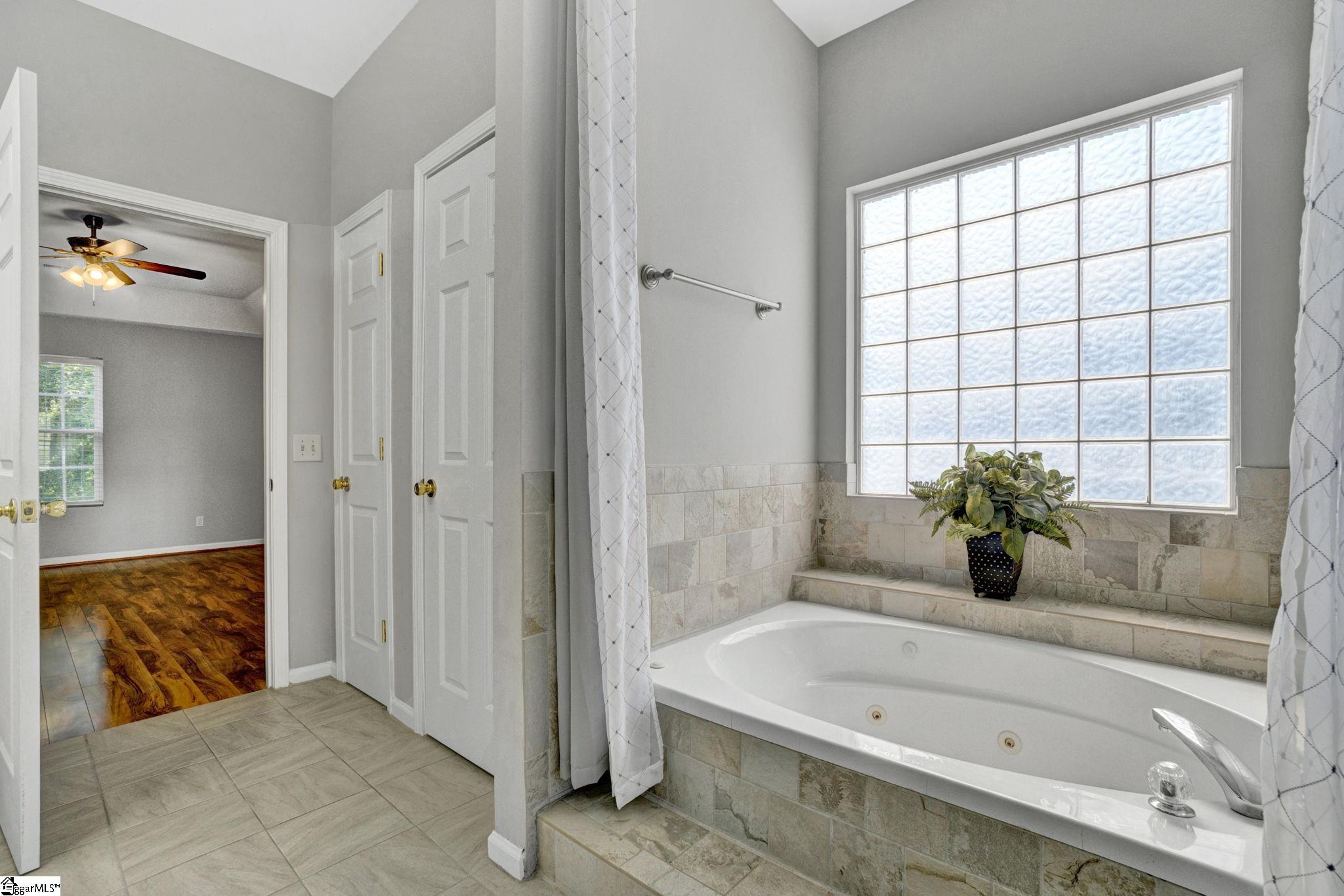 298 N Orchard Drive Taylors, SC 29687
