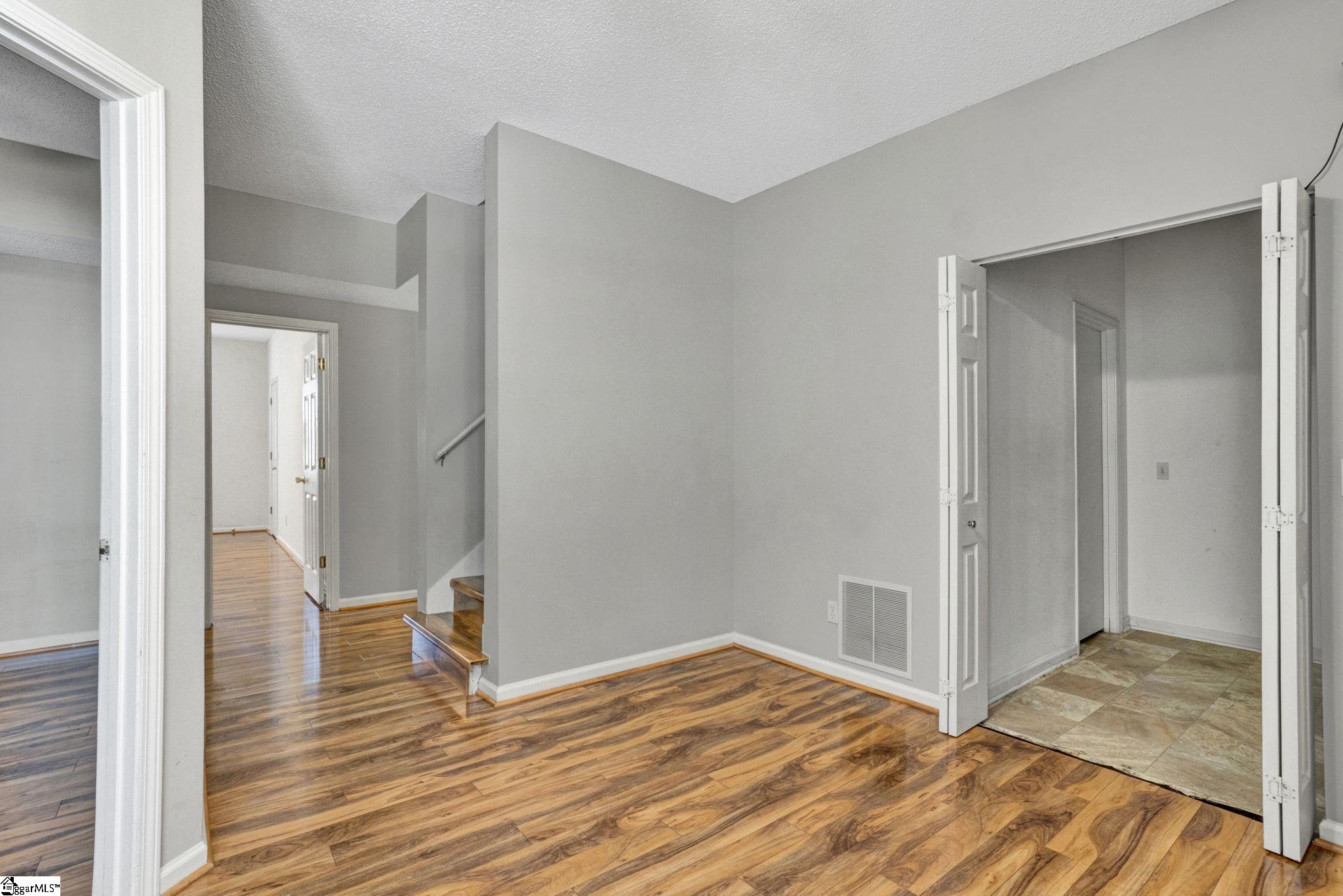 298 N Orchard Drive Taylors, SC 29687