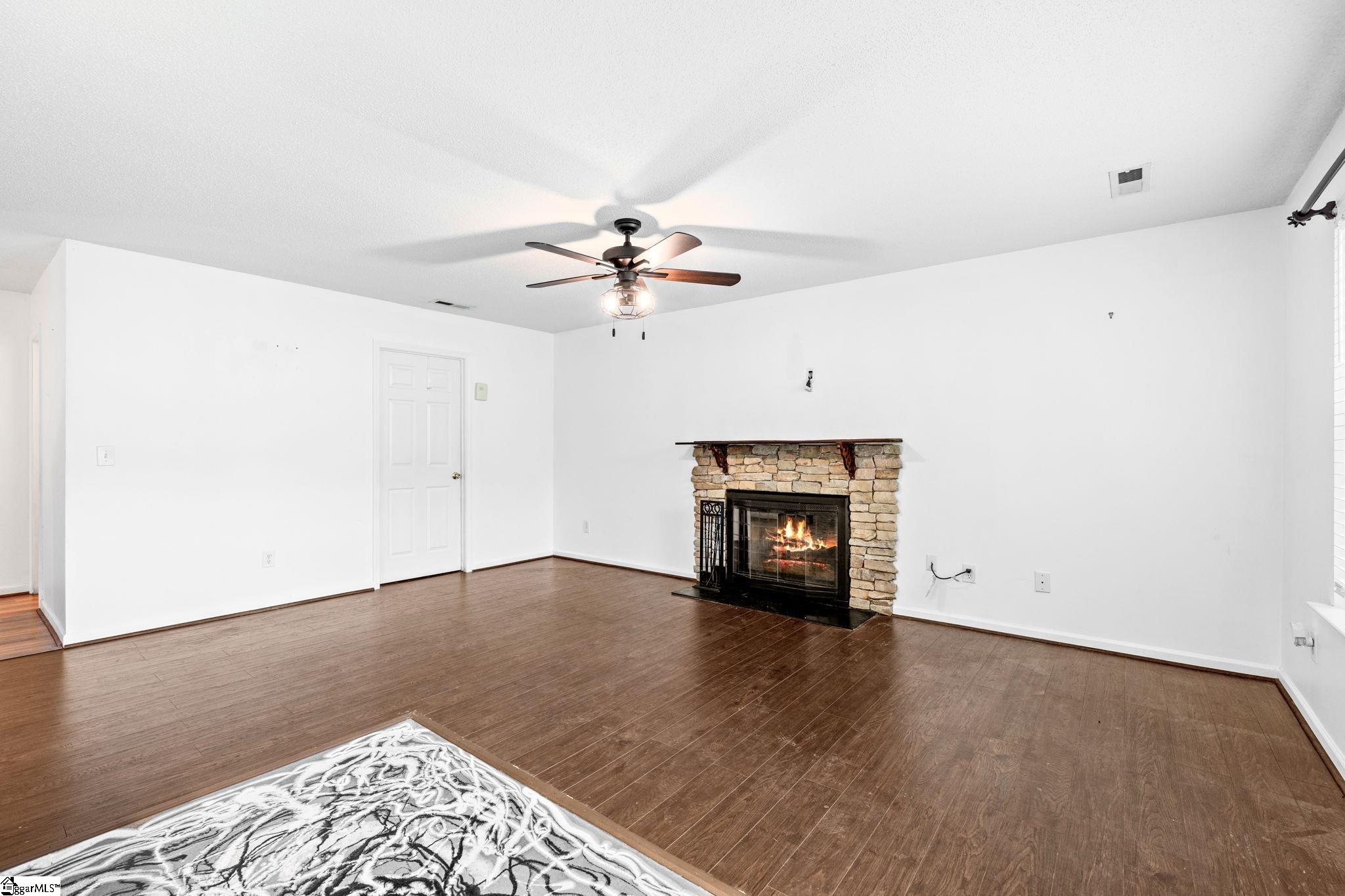 8 Single Oak Court Fountain Inn, SC 29644