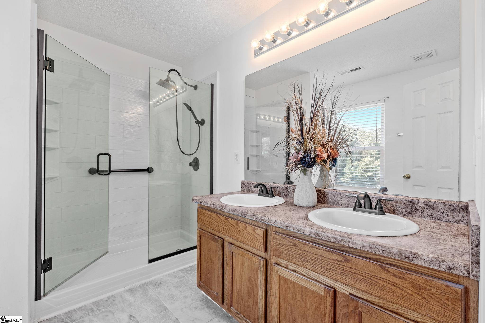 8 Single Oak Court Fountain Inn, SC 29644