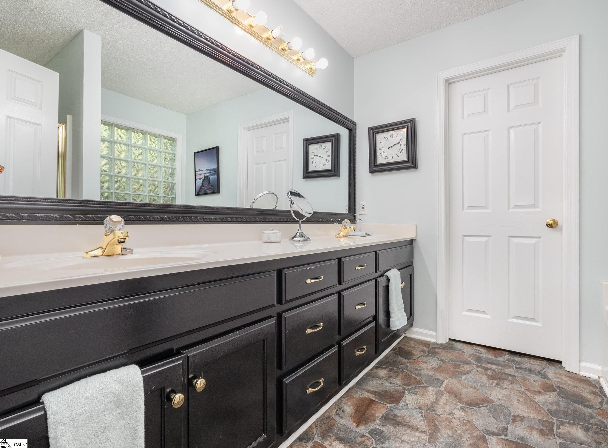 605 Shadow Oaks Drive Easley, SC 29642