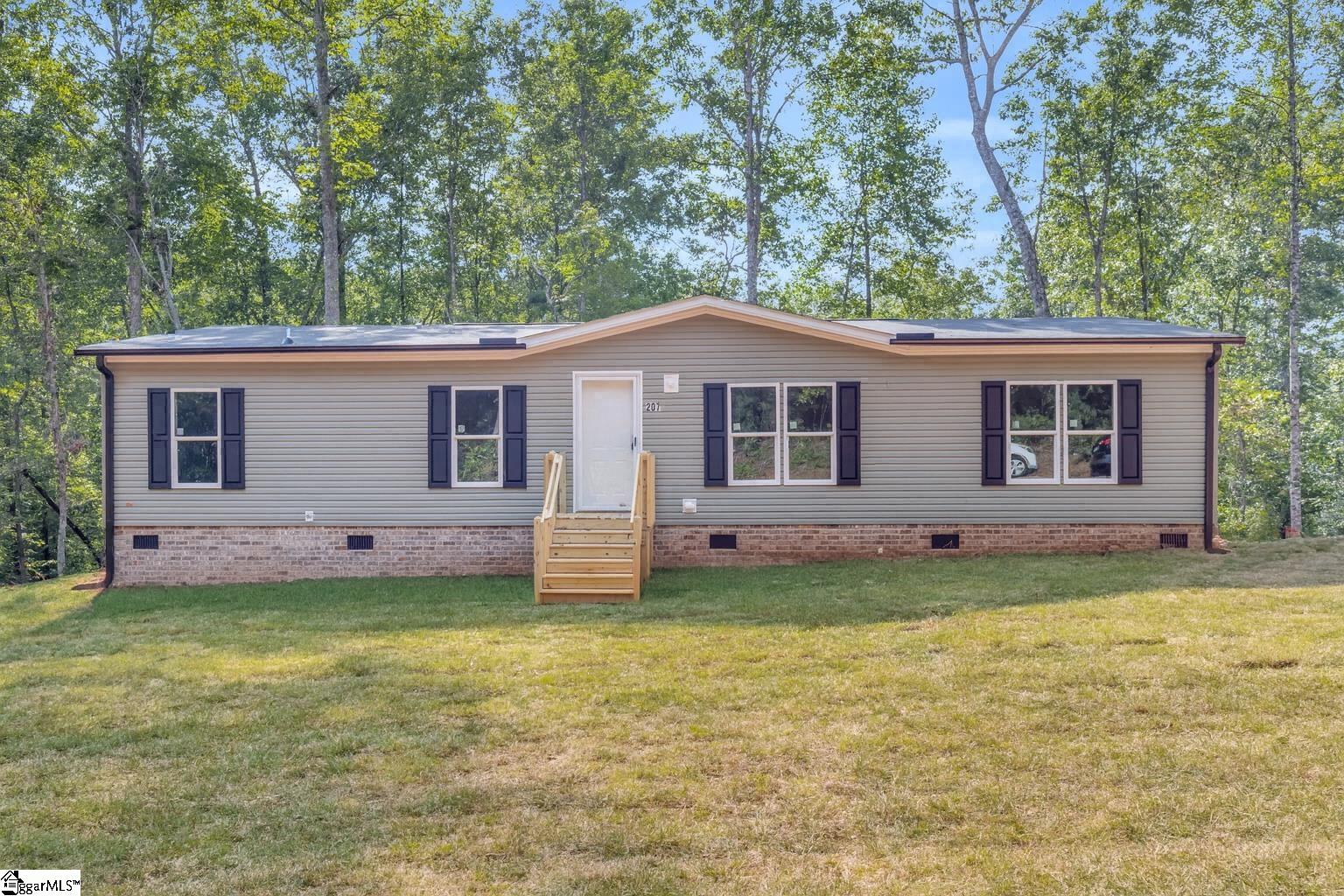 207 Leroy Drive Liberty, SC 29657