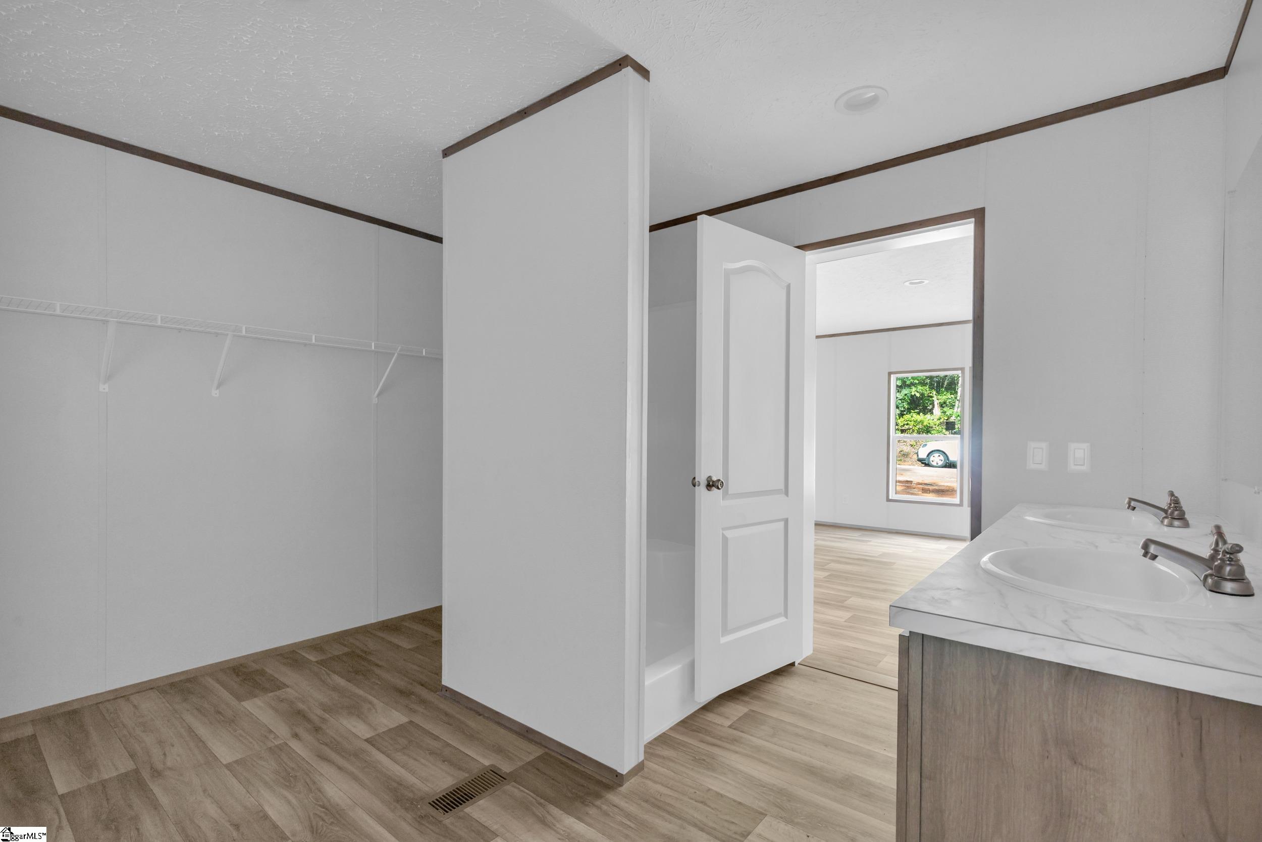 207 Leroy Drive Liberty, SC 29657