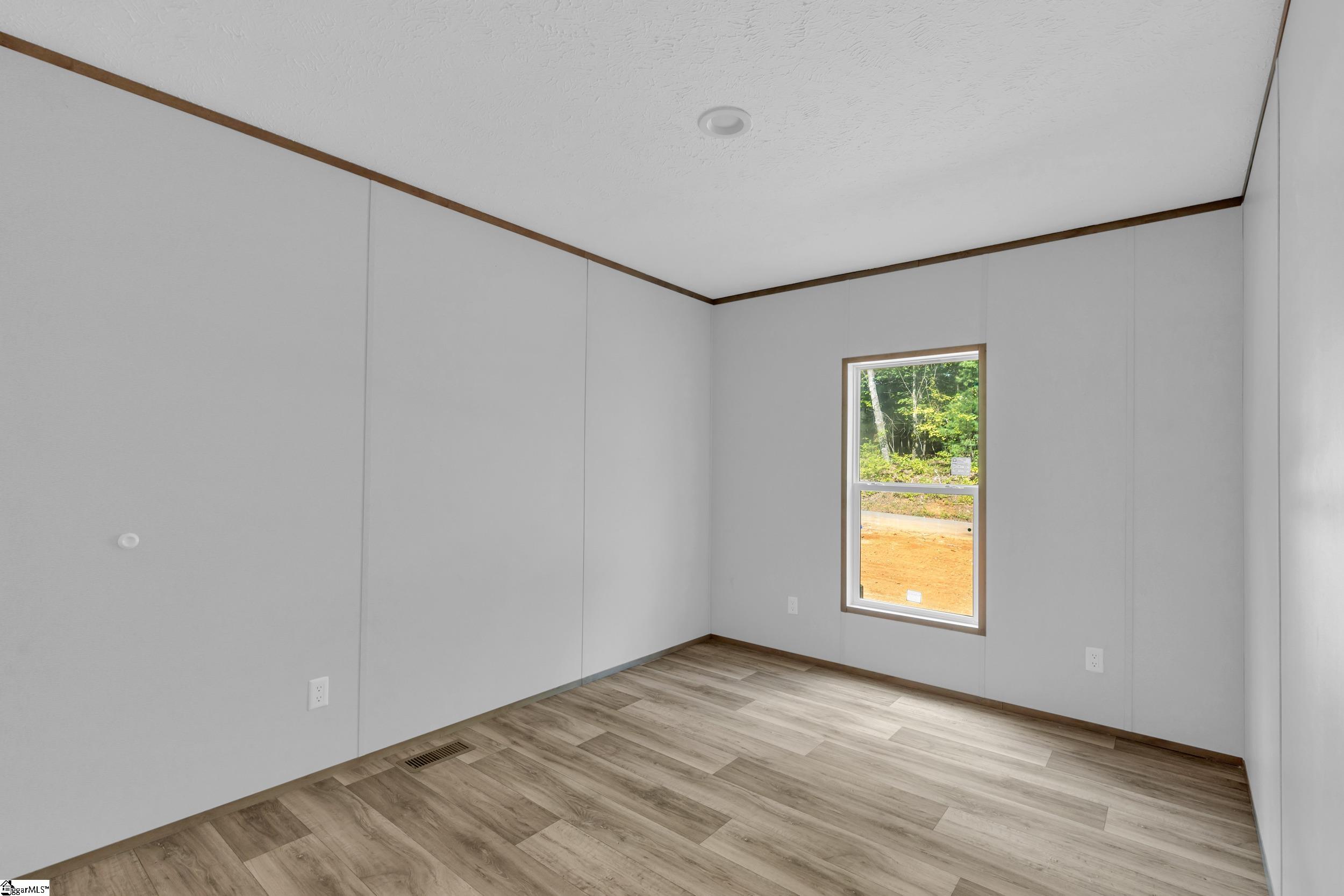 207 Leroy Drive Liberty, SC 29657