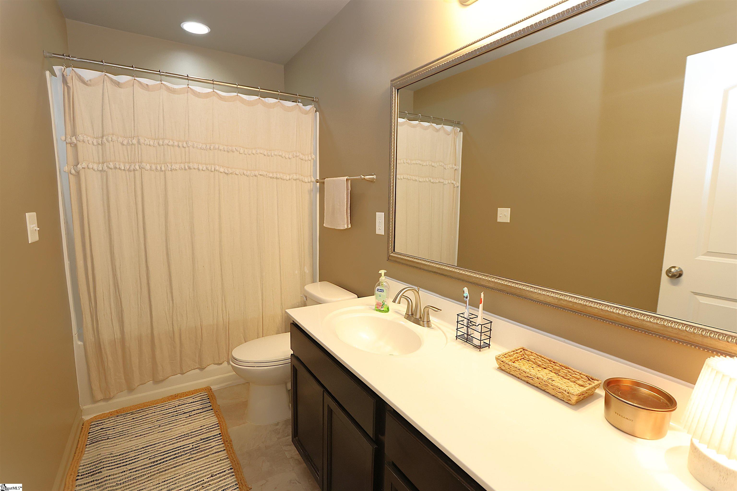 524 Bailey Elizabeth Way Inman, SC 29349
