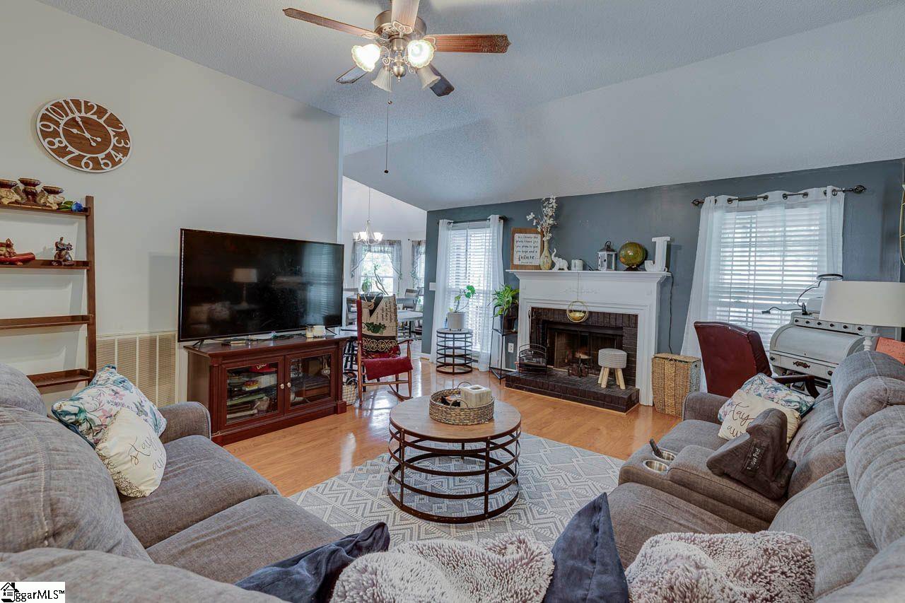 4 Natchez Drive Mauldin, SC 29662