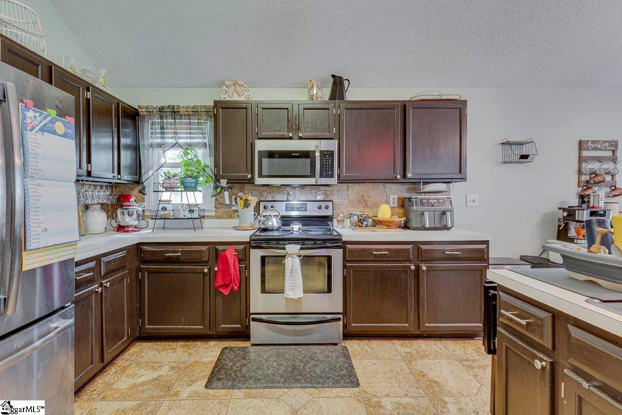 4 Natchez Drive Mauldin, SC 29662