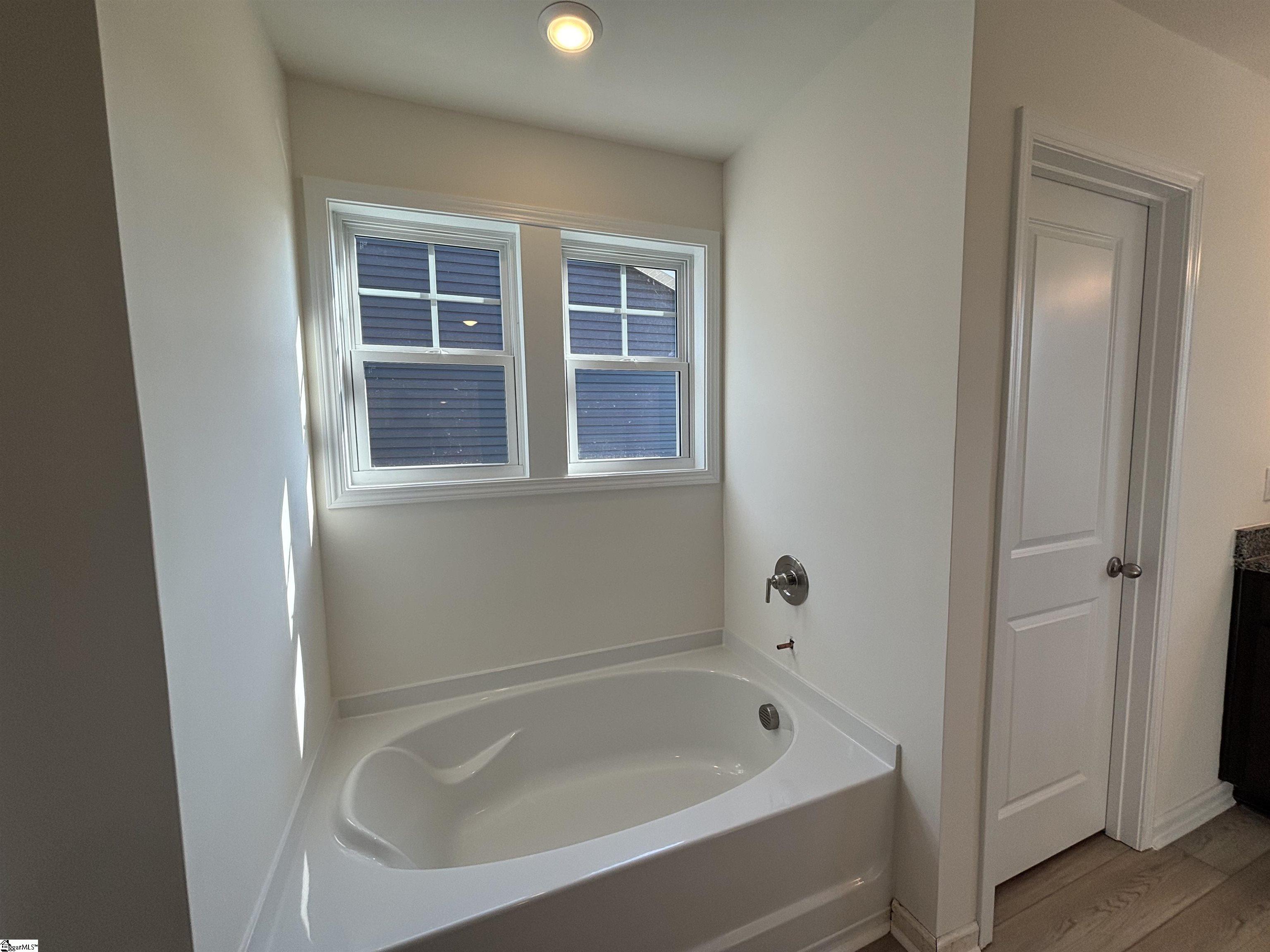2029 Halton Oaks Drive Spartanburg, SC 29303