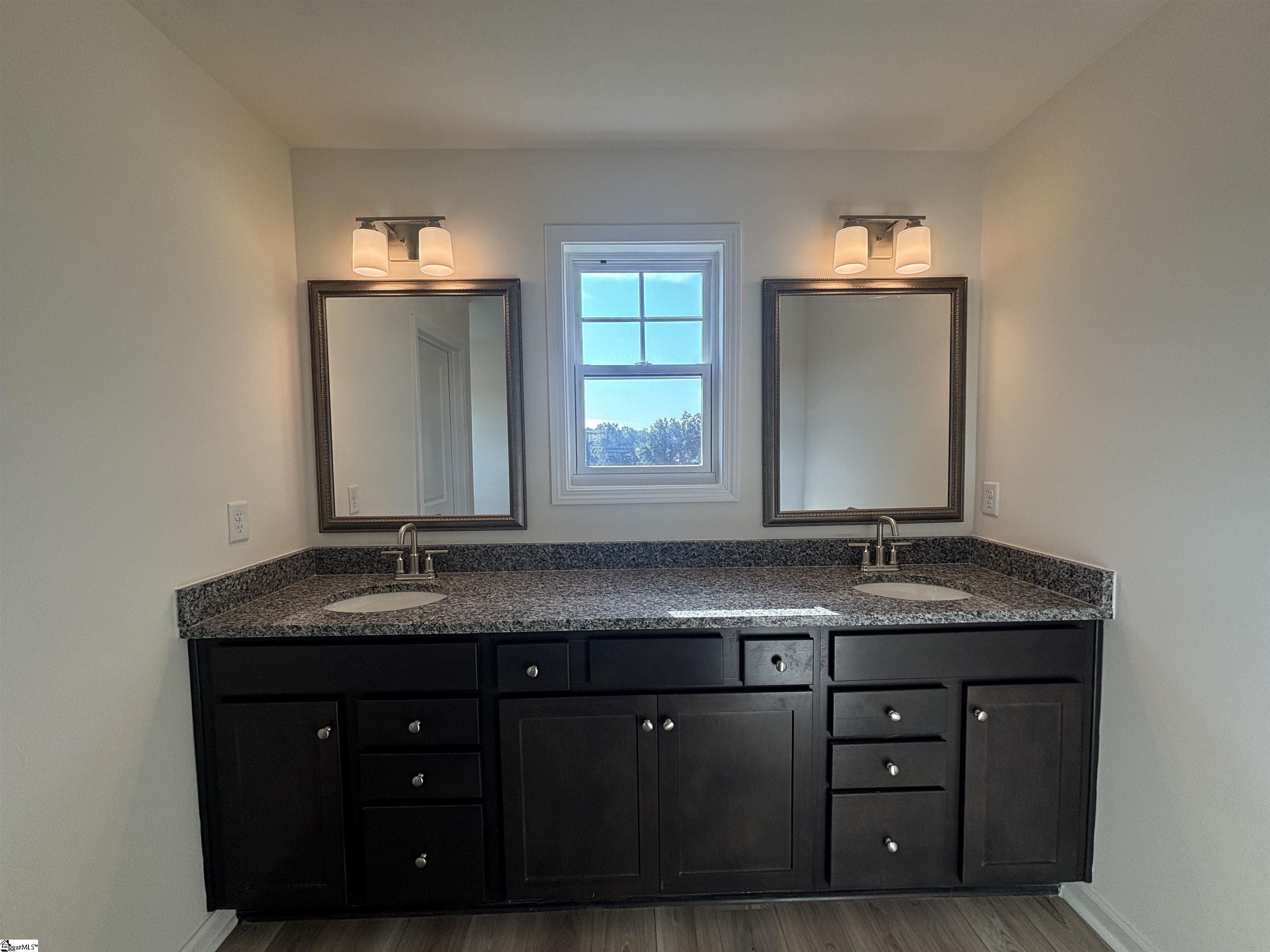 2029 Halton Oaks Drive Spartanburg, SC 29303