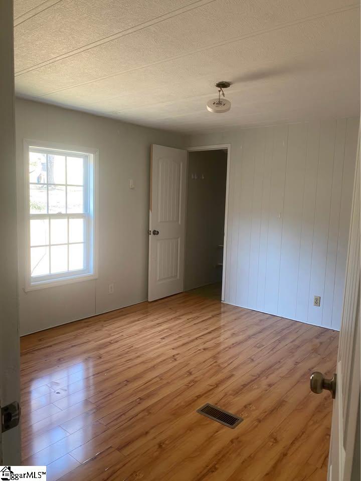 209 Riverbluff Extension Inman, SC 29349-6333