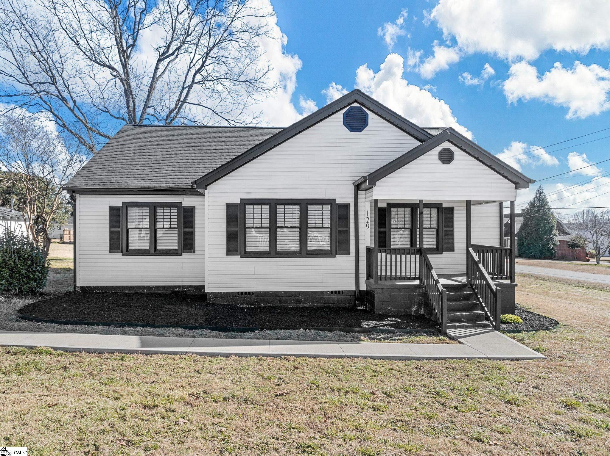 129 Spring Street Reidville, SC 29375