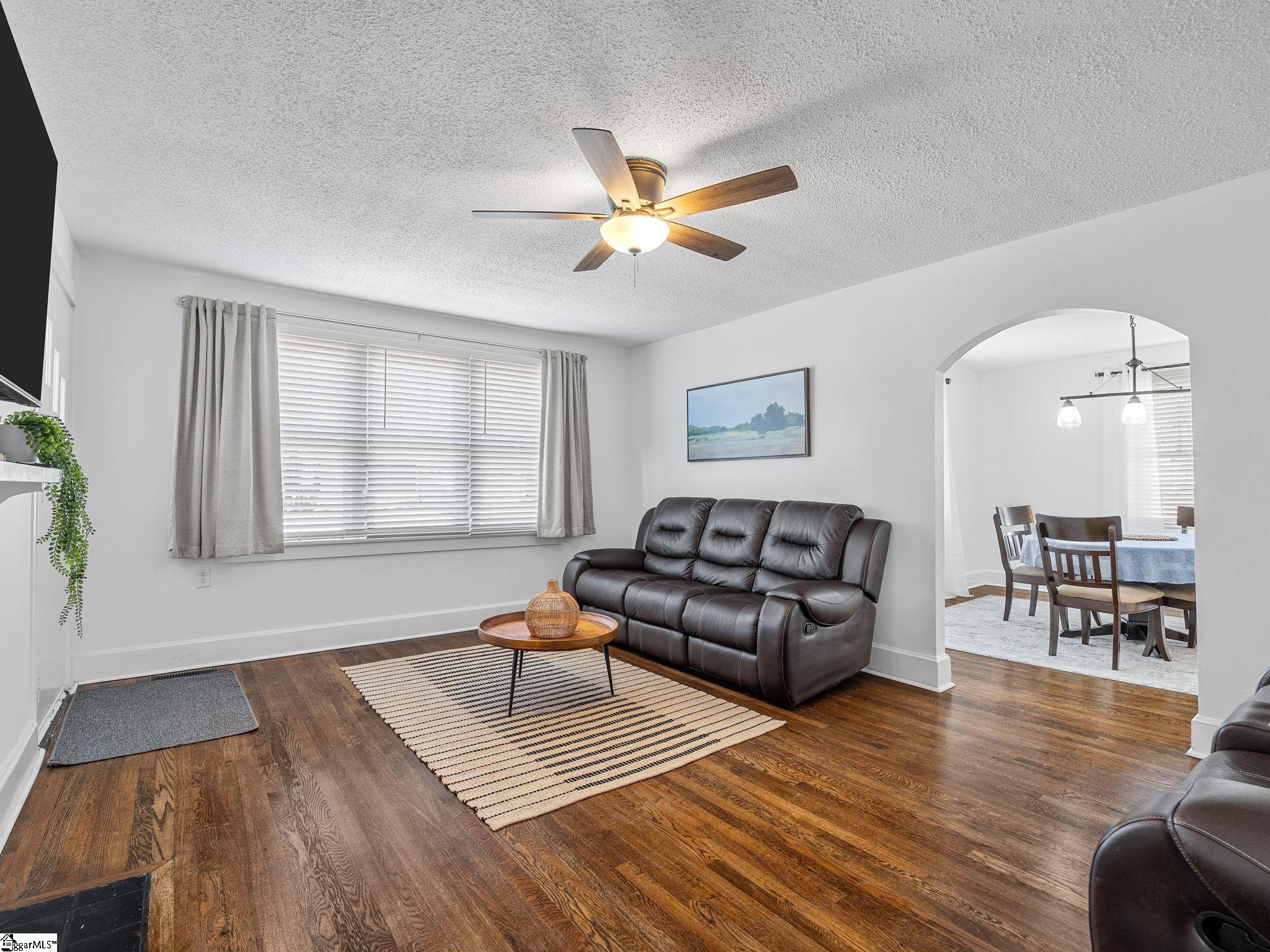 129 Spring Street Reidville, SC 29375