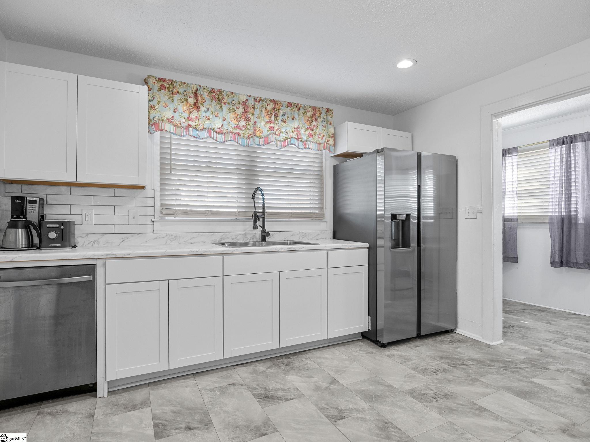 129 Spring Street Reidville, SC 29375
