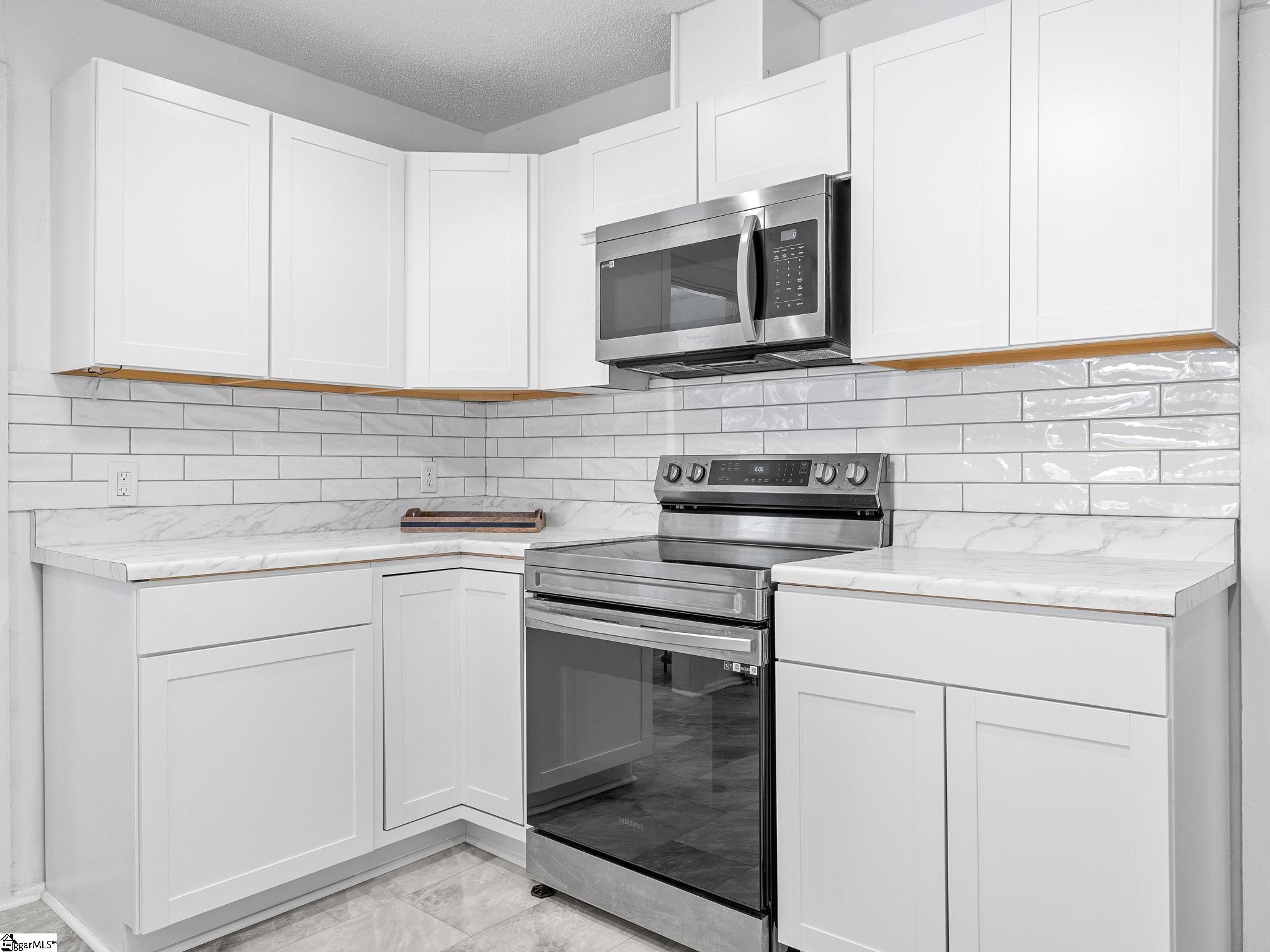 129 Spring Street Reidville, SC 29375