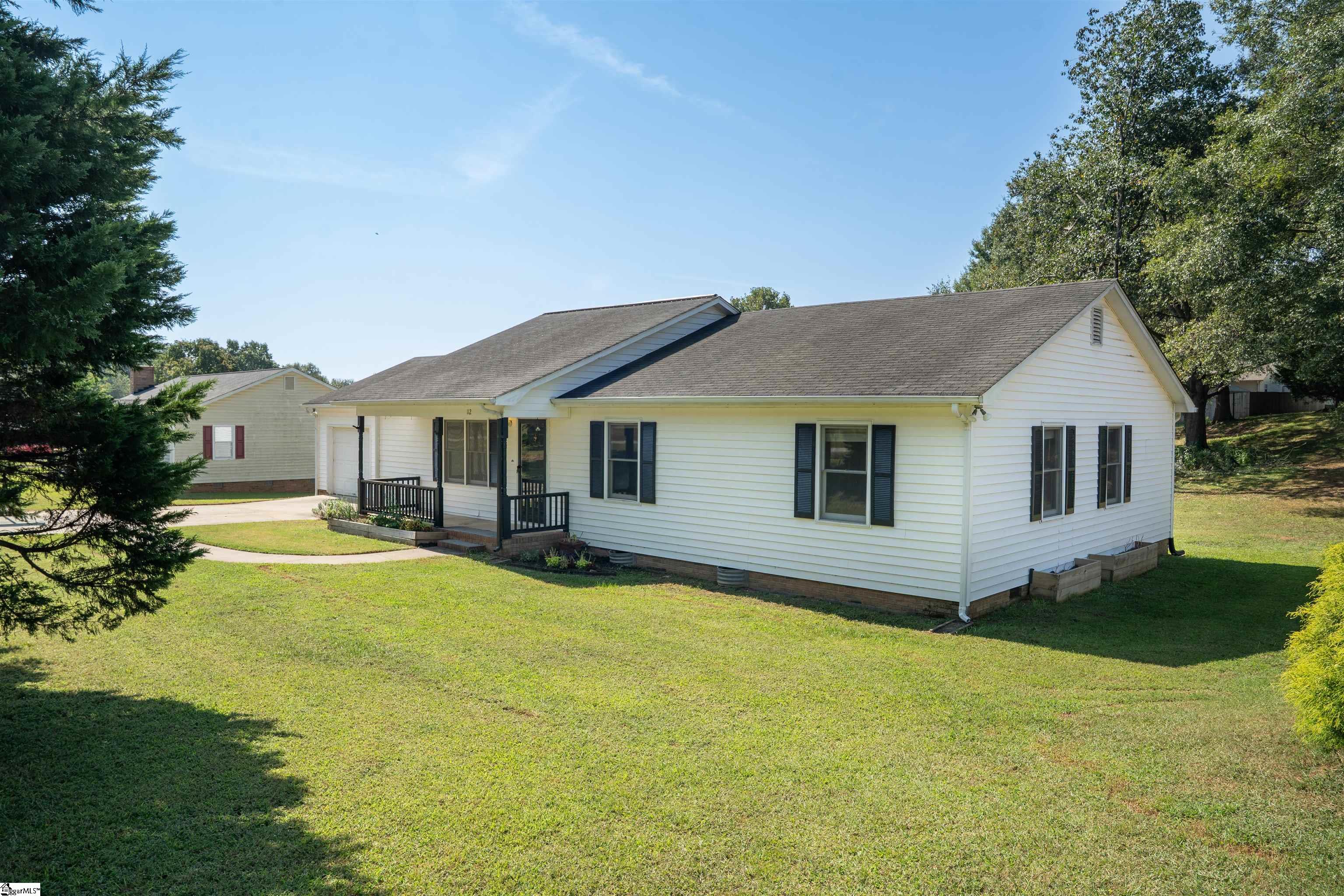112 Wells Drive Boiling Springs, SC 29316