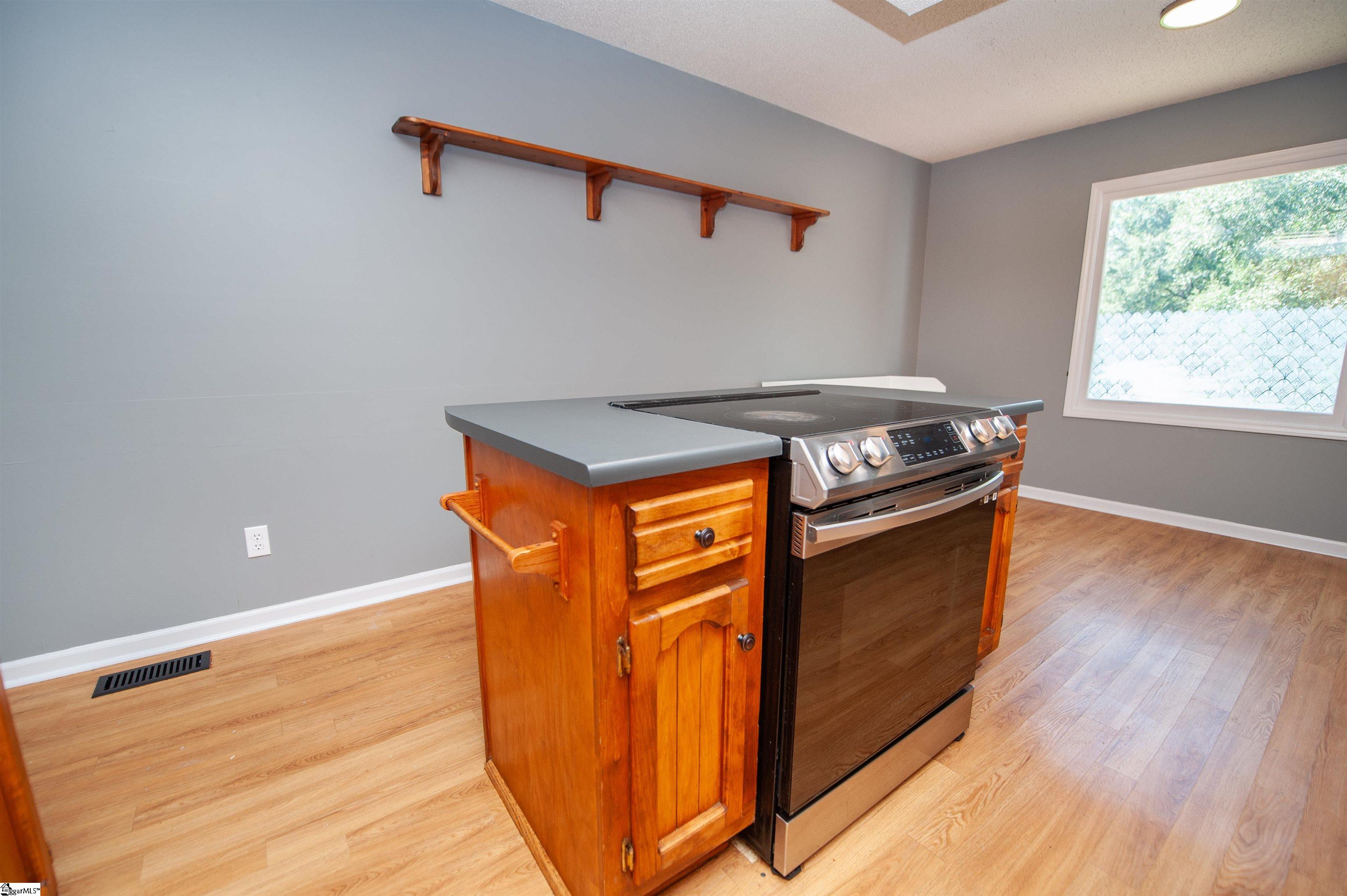 112 Wells Drive Boiling Springs, SC 29316