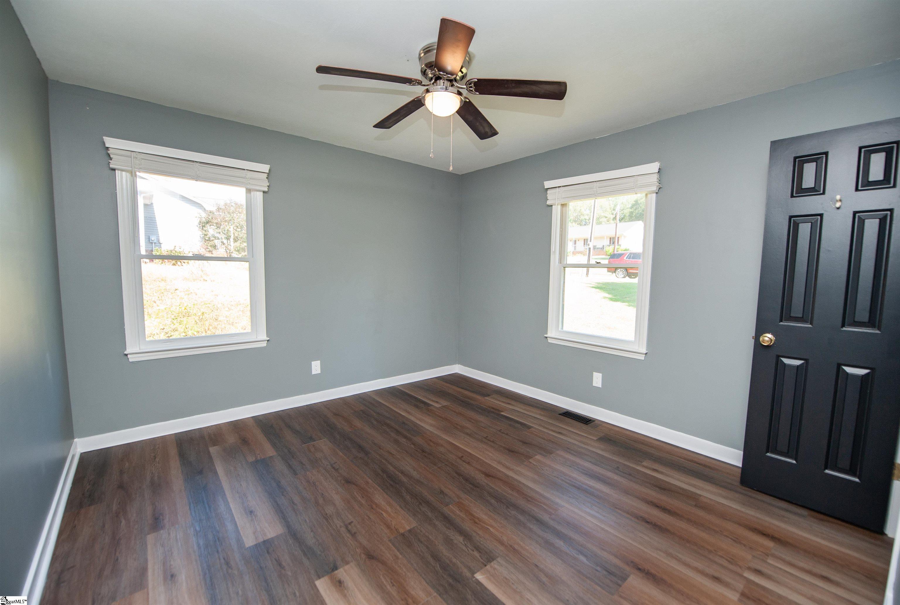 112 Wells Drive Boiling Springs, SC 29316