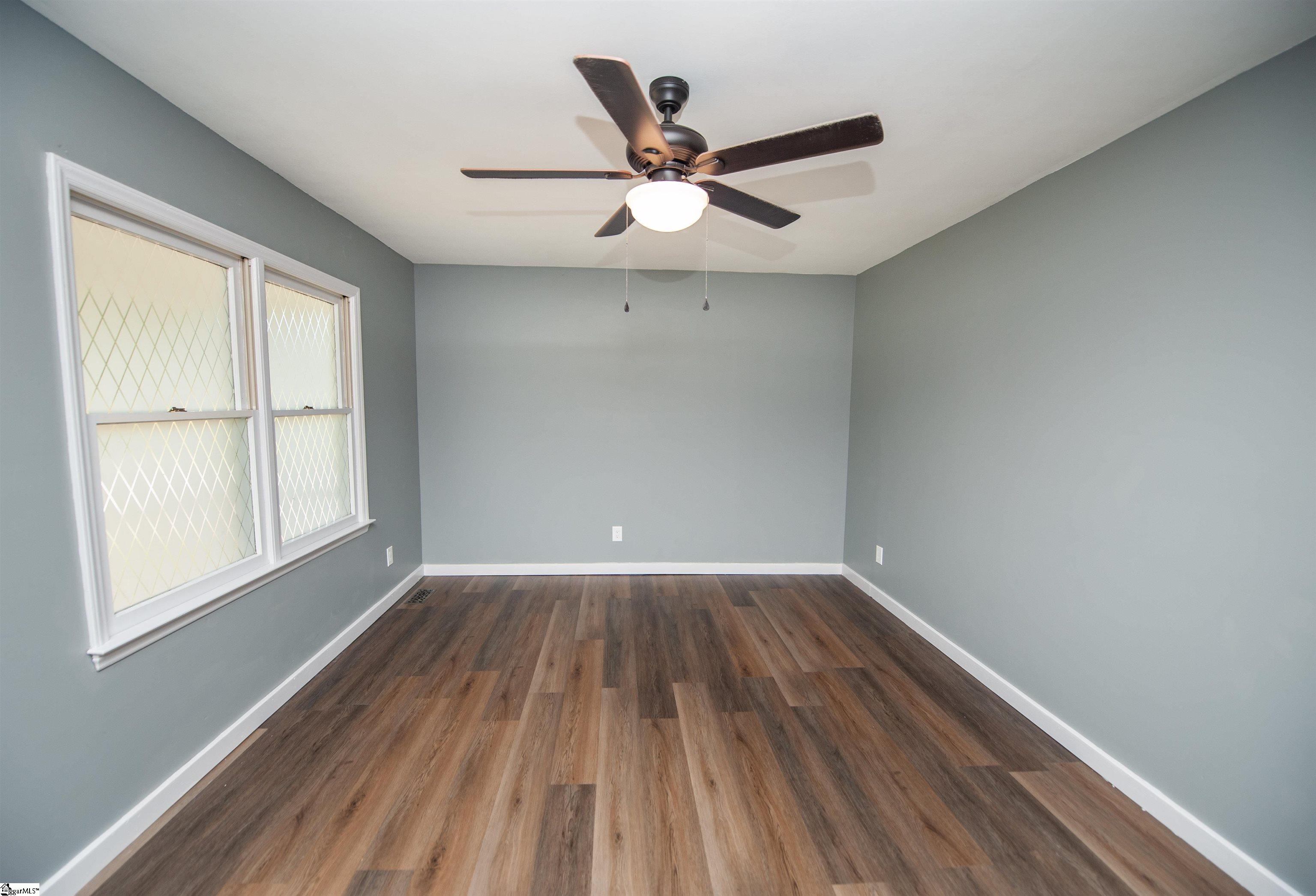 112 Wells Drive Boiling Springs, SC 29316