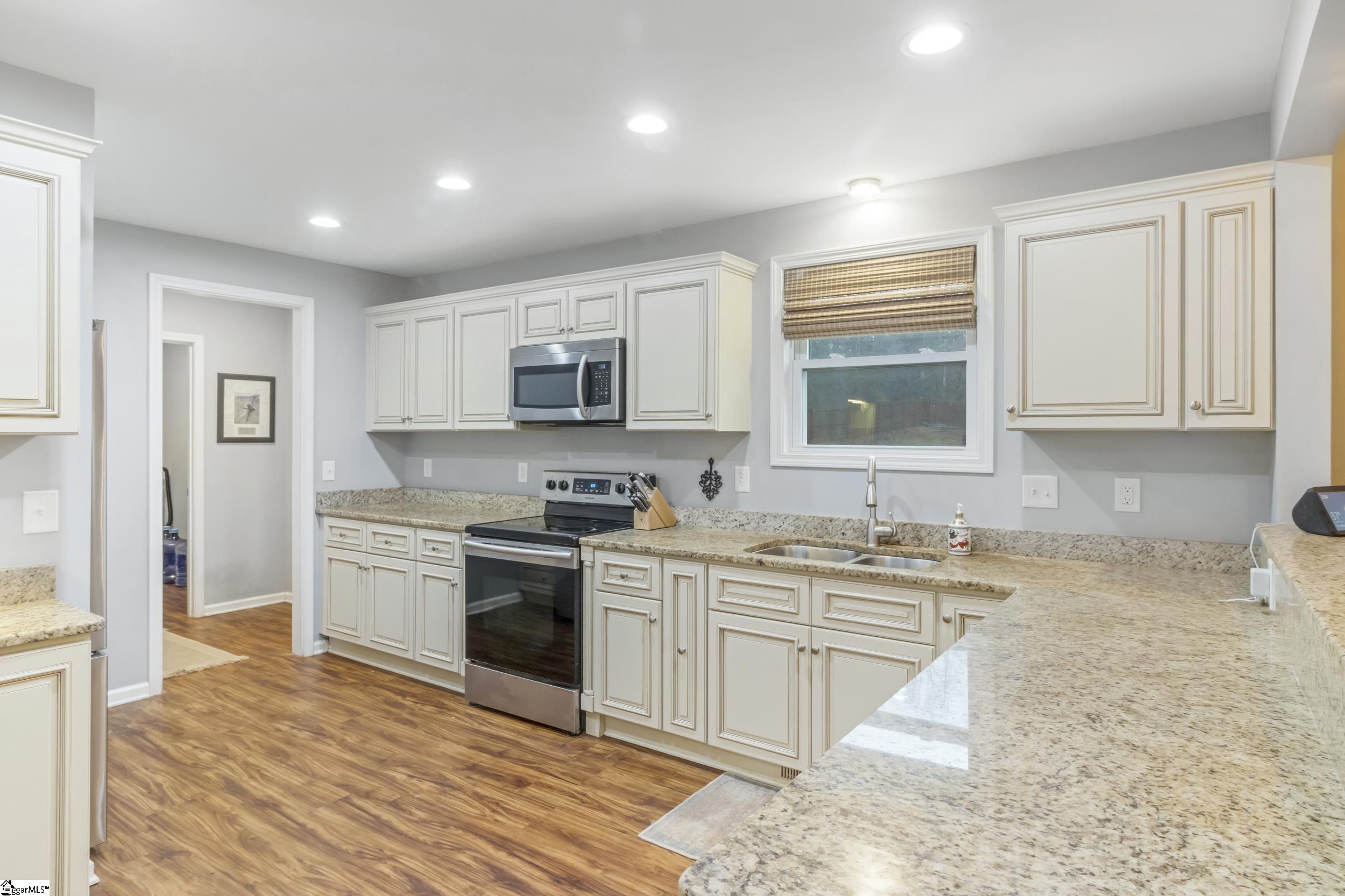 2438 Durbin Road Fountain Inn, SC 29644