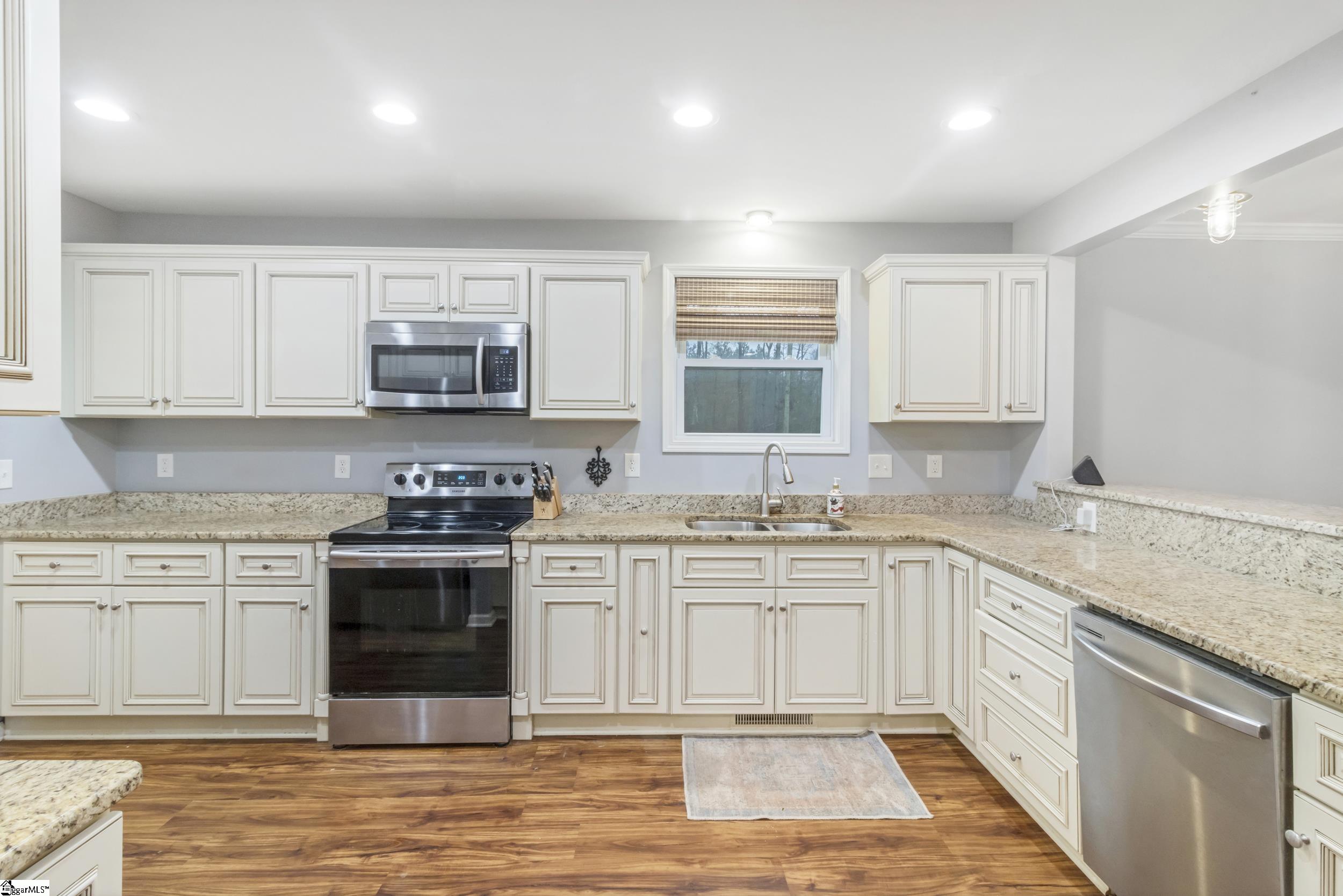 2438 Durbin Road Fountain Inn, SC 29644