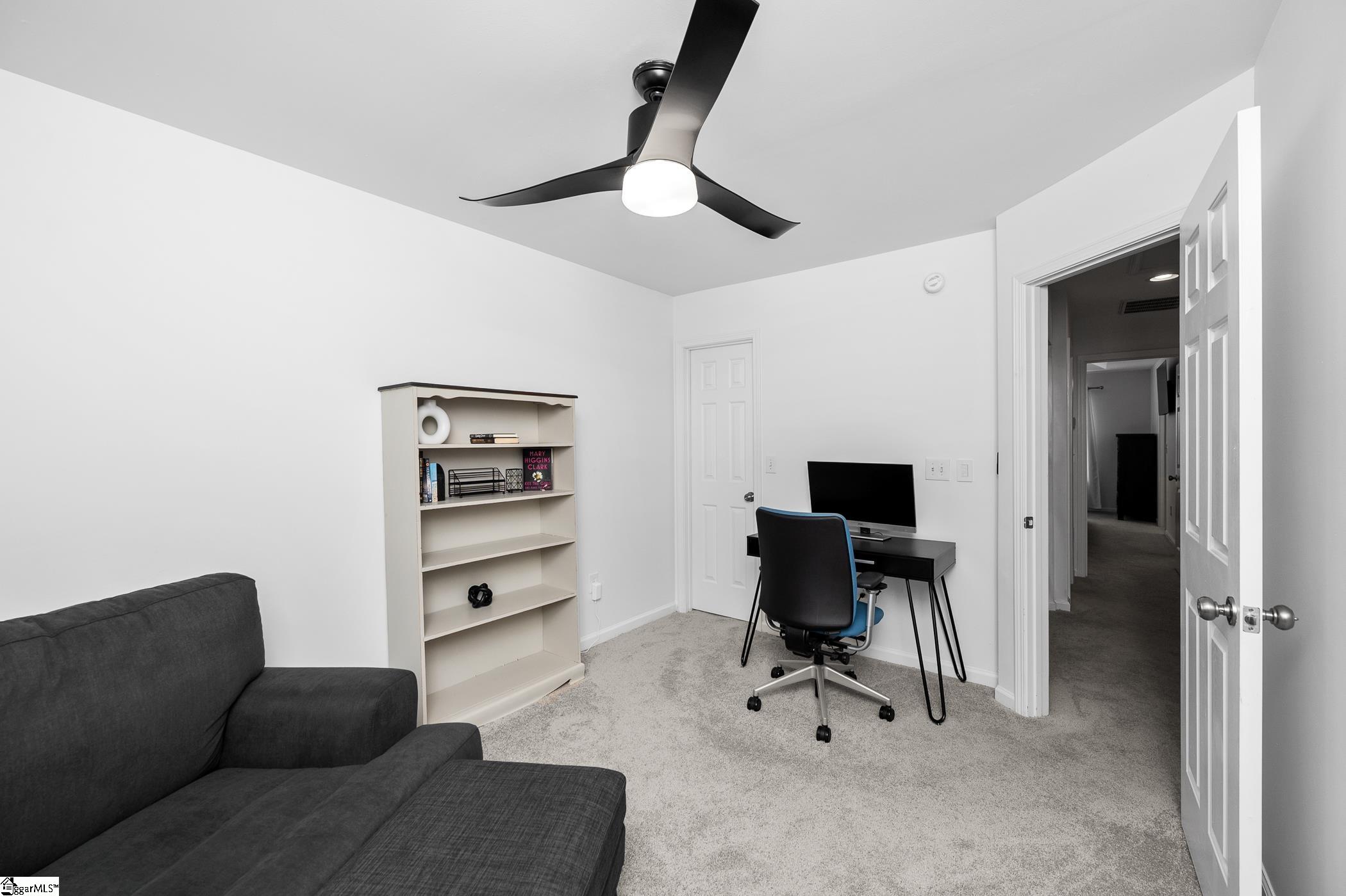 15 Rock Side Court Greenville, SC 29615