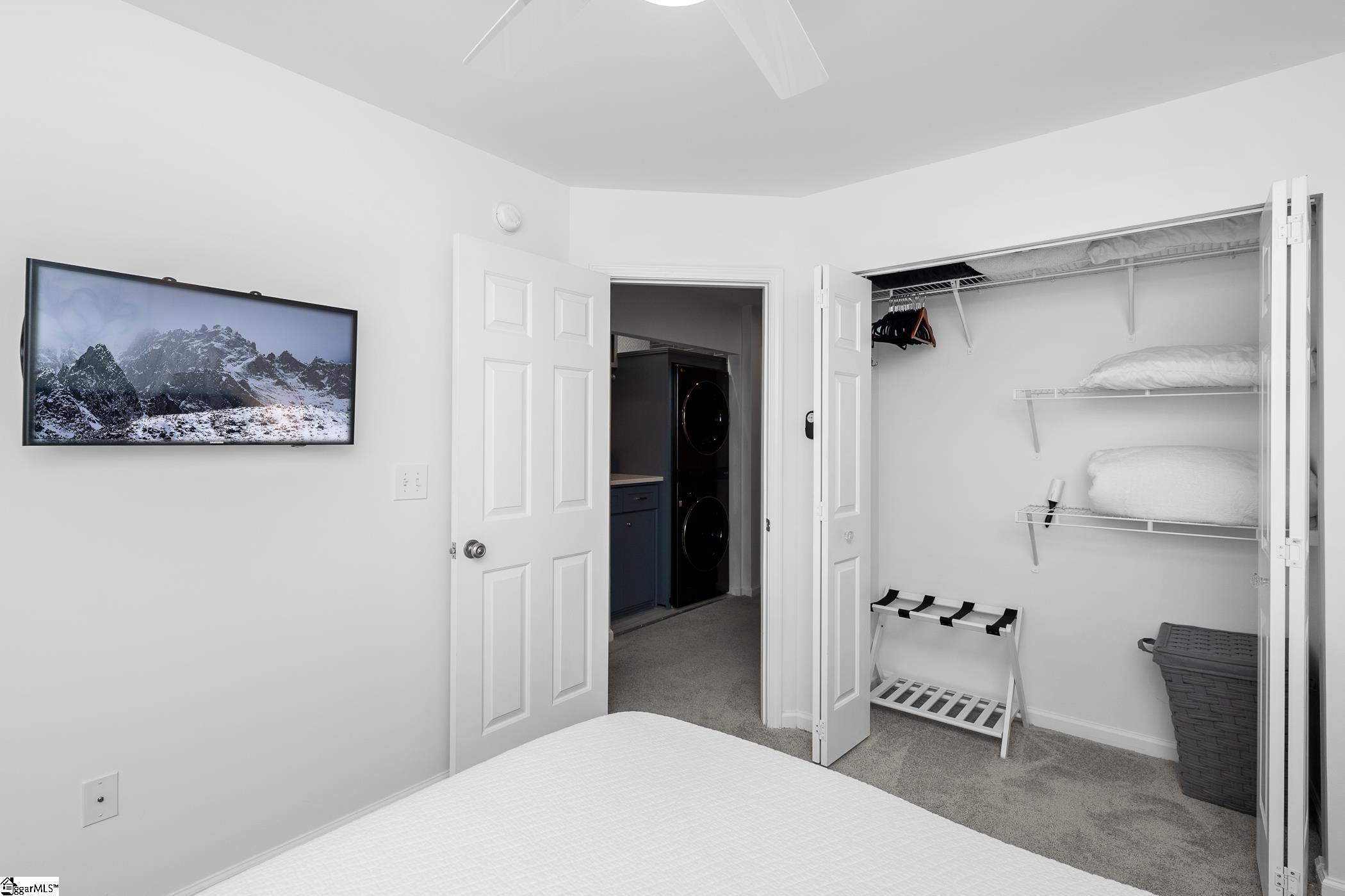 15 Rock Side Court Greenville, SC 29615