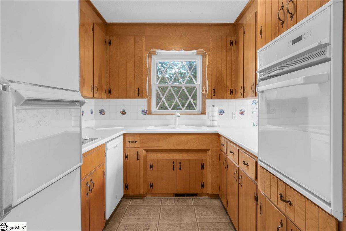 210 Blue Barker Road Honea Path, SC 29654