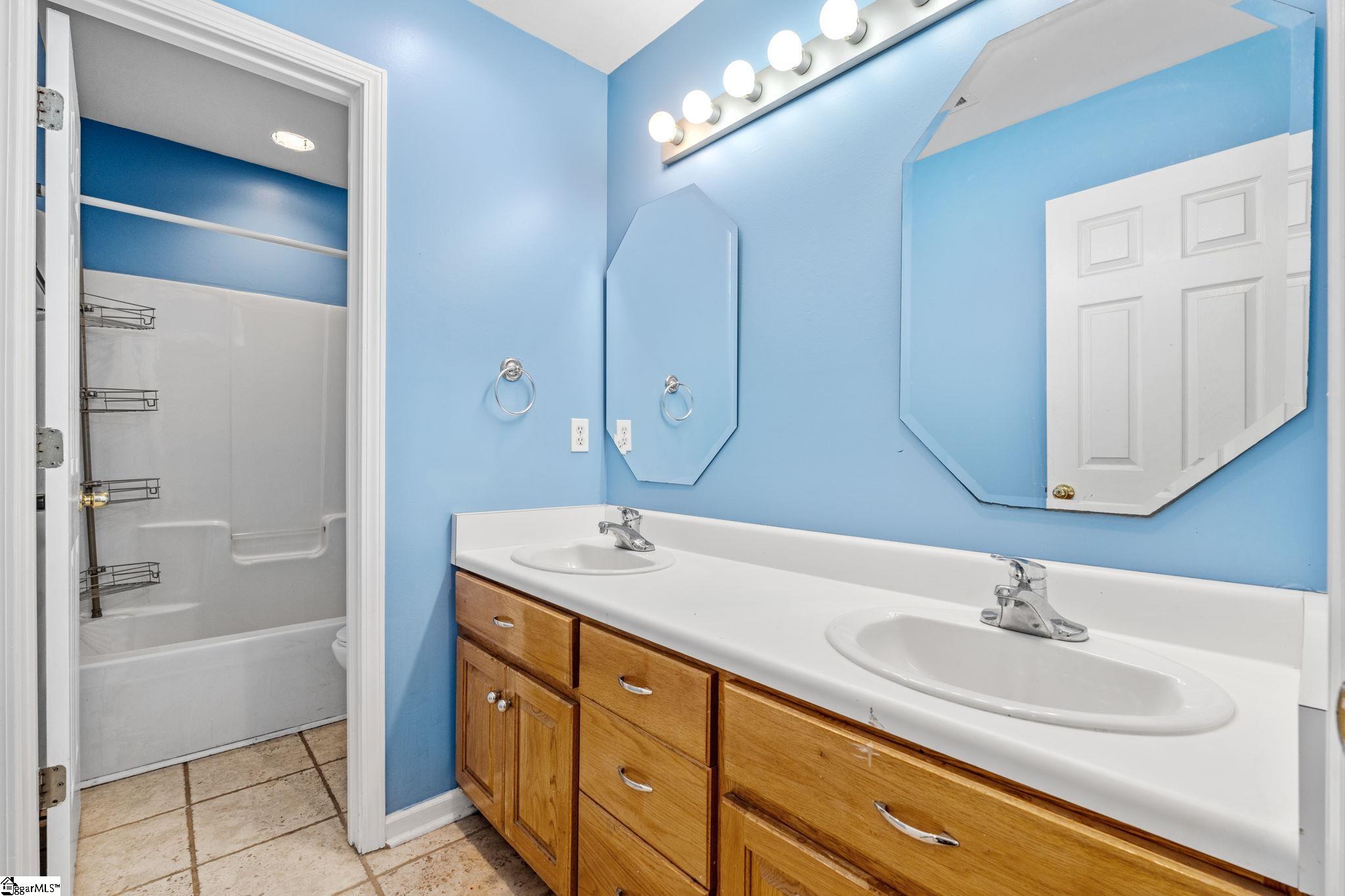 141 N Heron Drive Fountain Inn, SC 29644