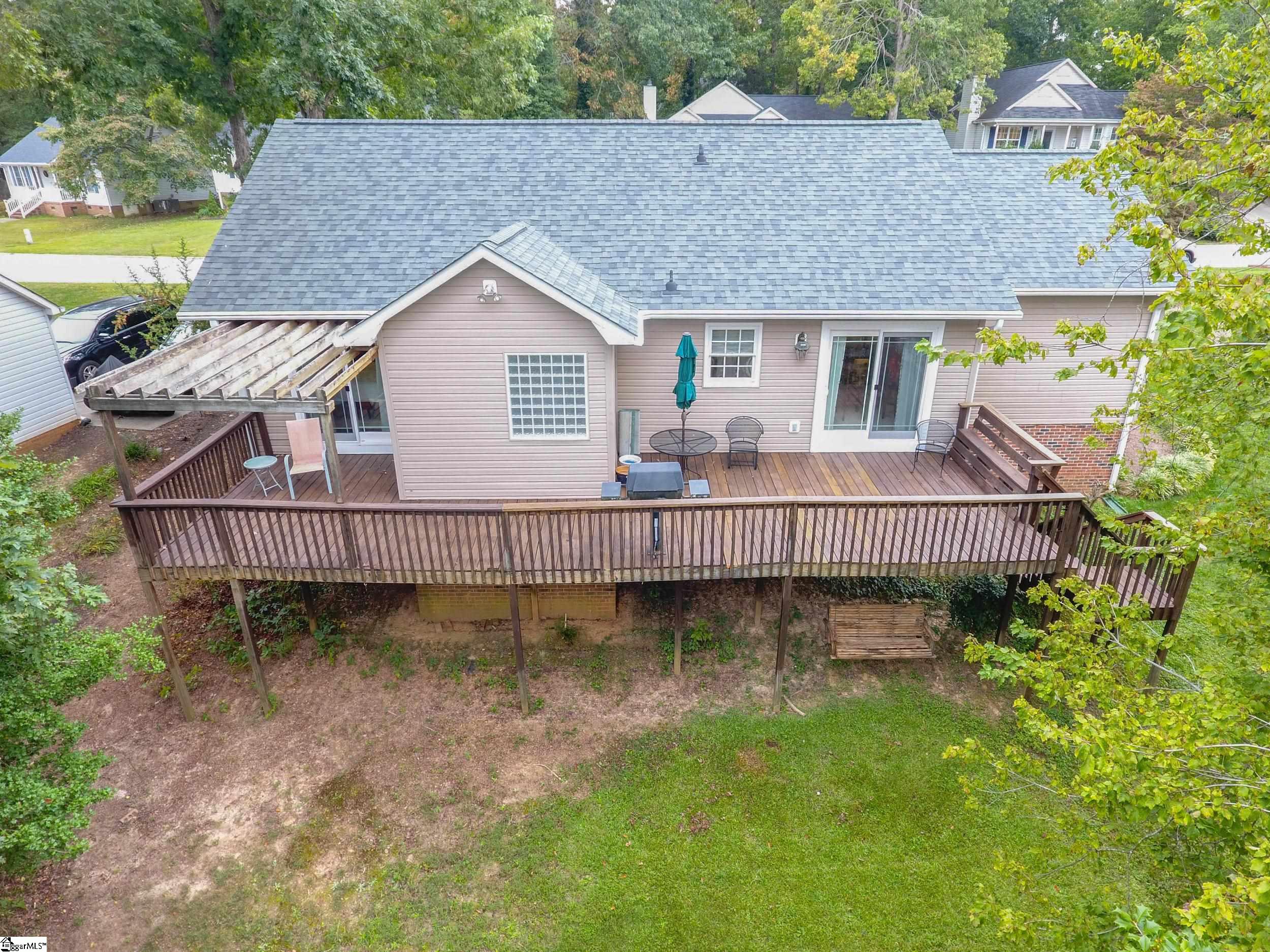 307 Oak Valley Drive Simpsonville, SC 29681