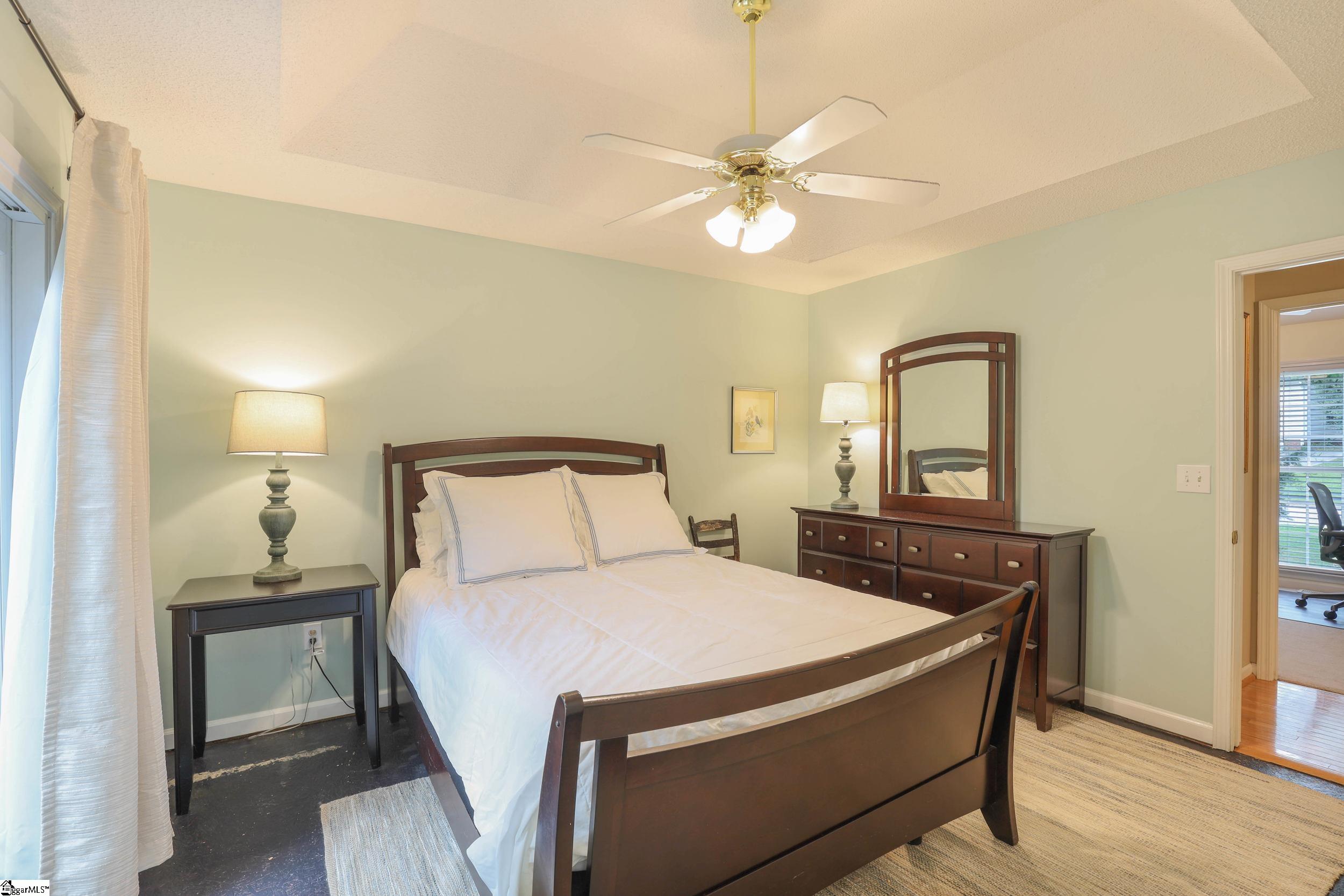 307 Oak Valley Drive Simpsonville, SC 29681