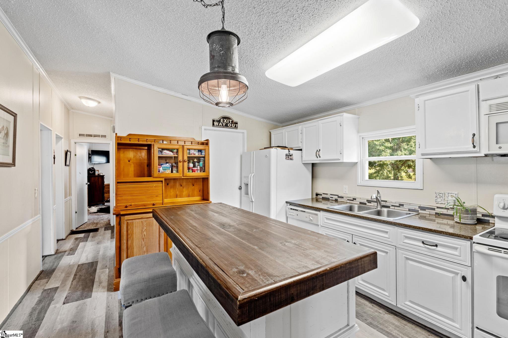545 Ritchie Road Fountain Inn, SC 29644