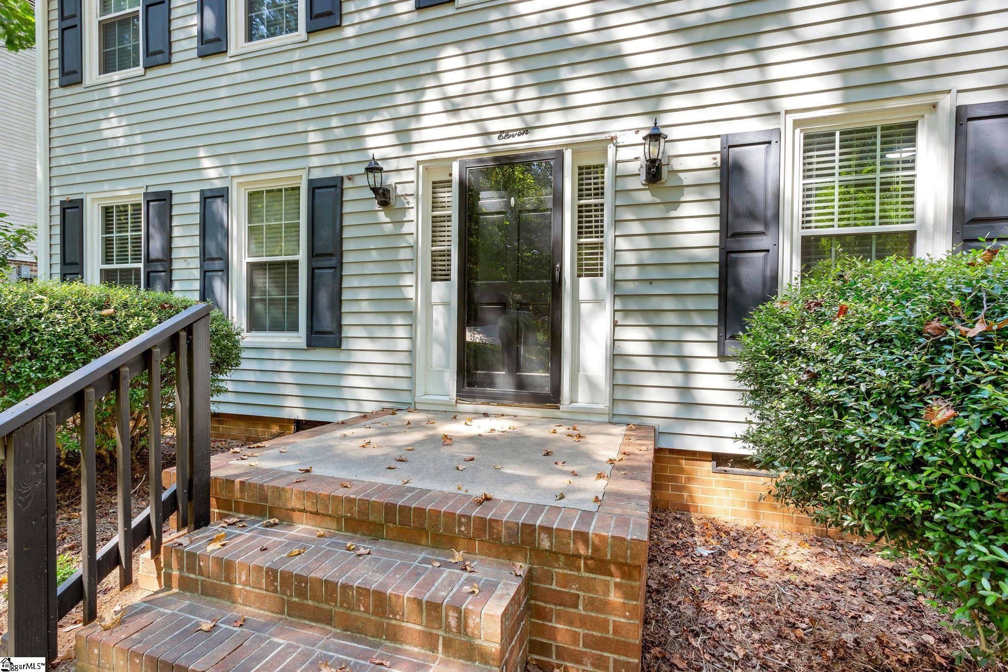 11 Tall Tree Lane Taylors, SC 29687