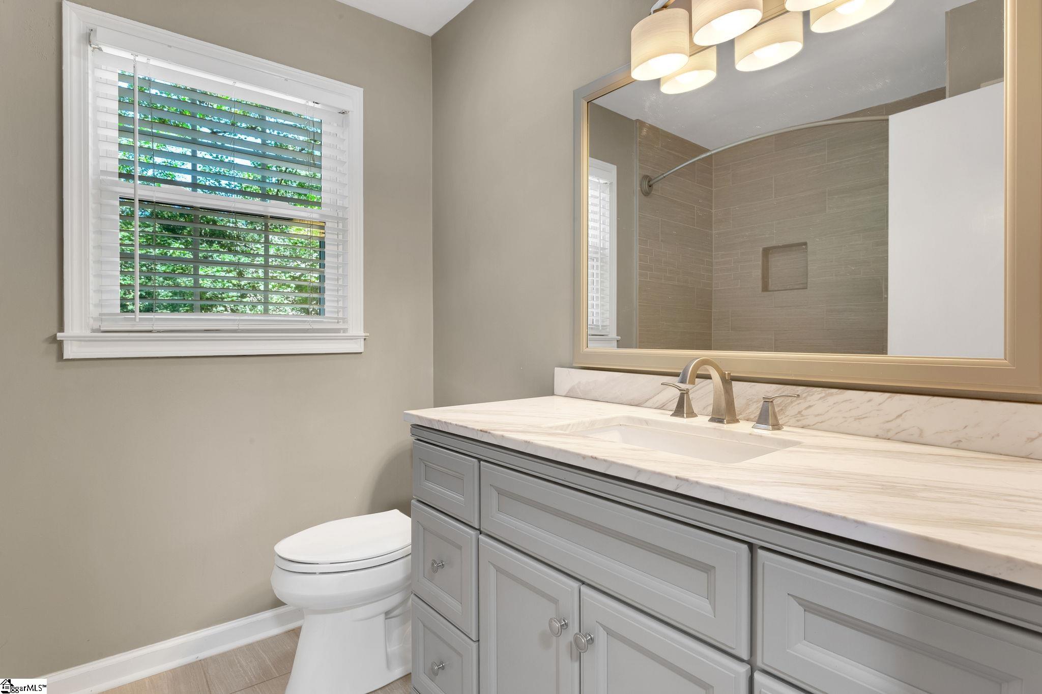 11 Tall Tree Lane Taylors, SC 29687