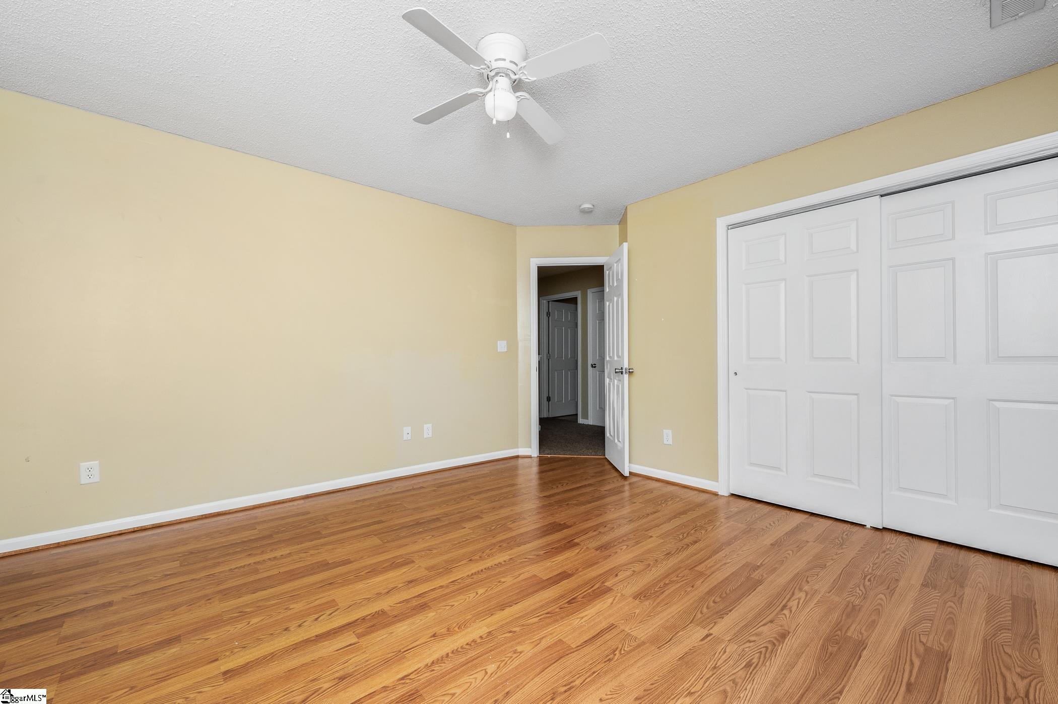 32 Border Avenue Simpsonville, SC 29680-7387