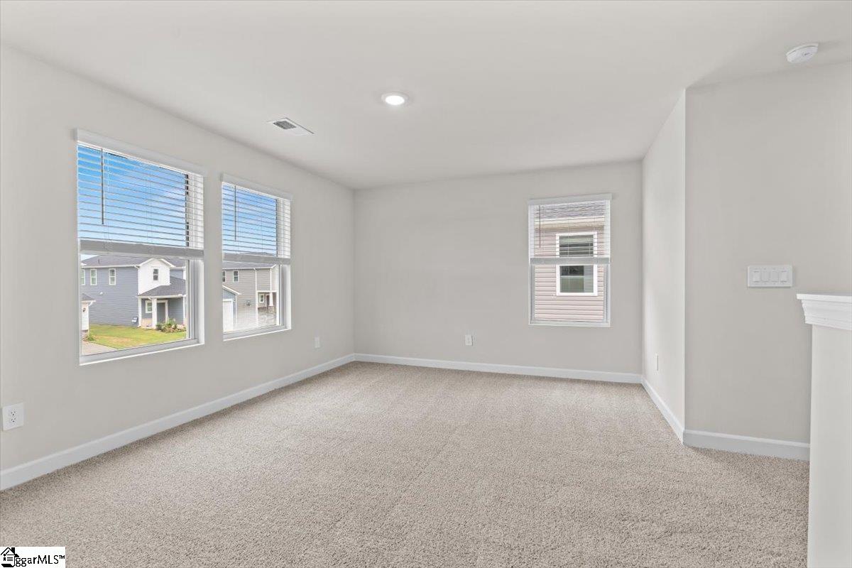 895 Penfold Pointe Wellford, SC 29385