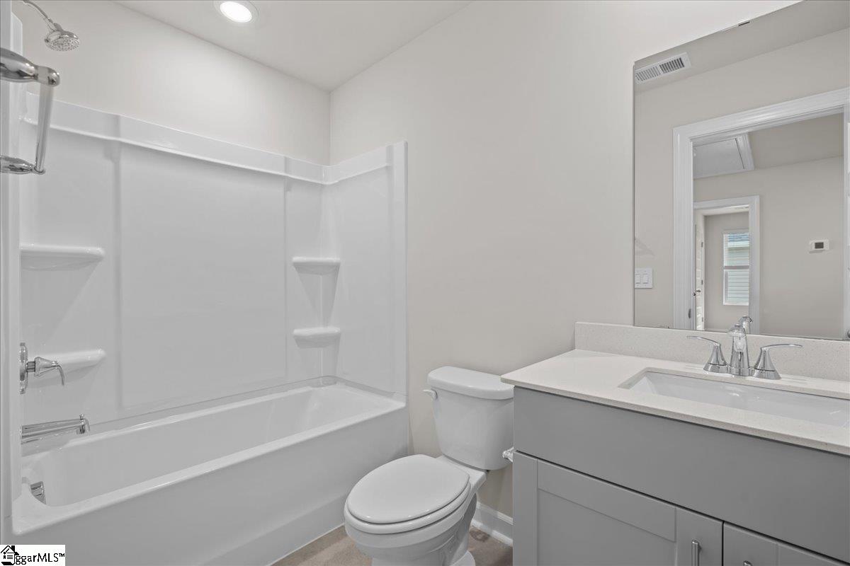 895 Penfold Pointe Wellford, SC 29385