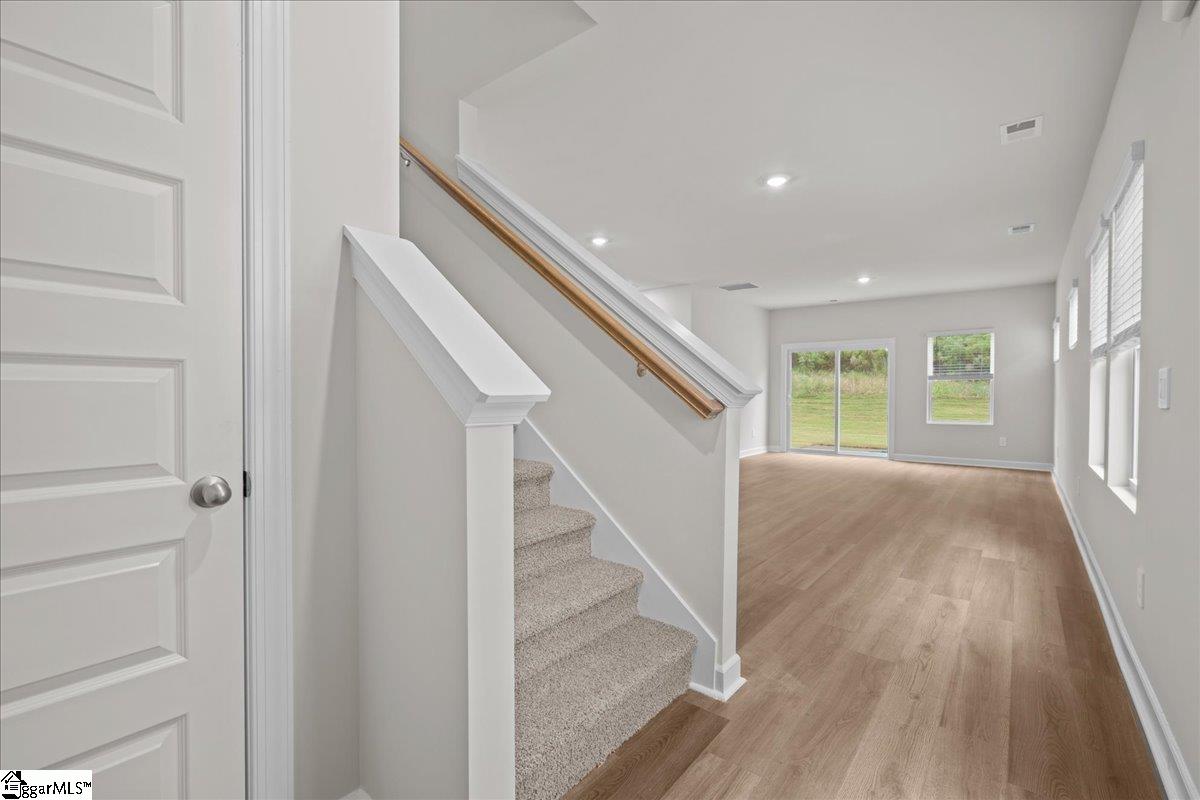 895 Penfold Pointe Wellford, SC 29385