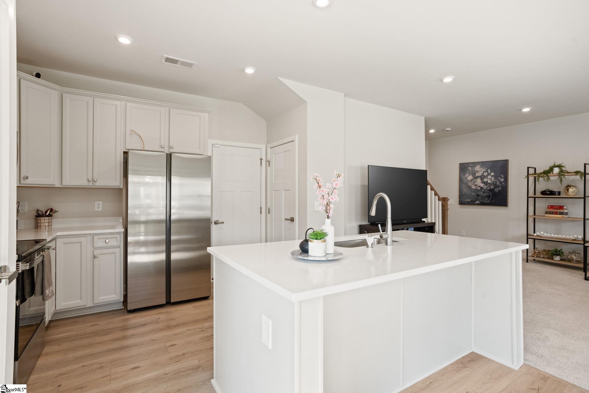 561 Martin Creek Drive Simpsonville, SC 29680-7465