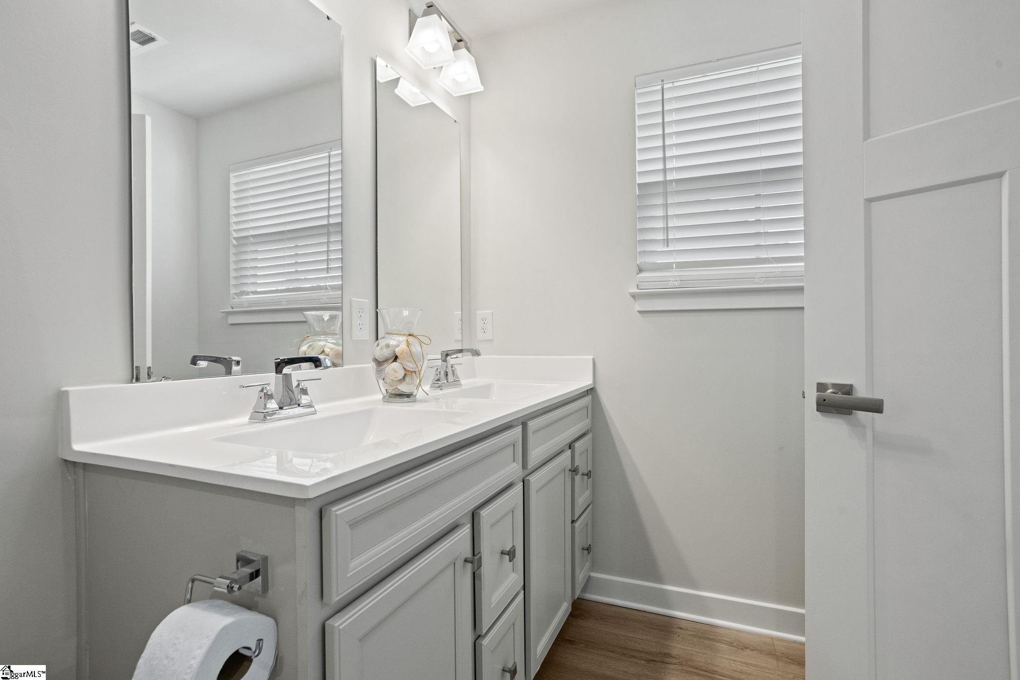 561 Martin Creek Drive Simpsonville, SC 29680-7465